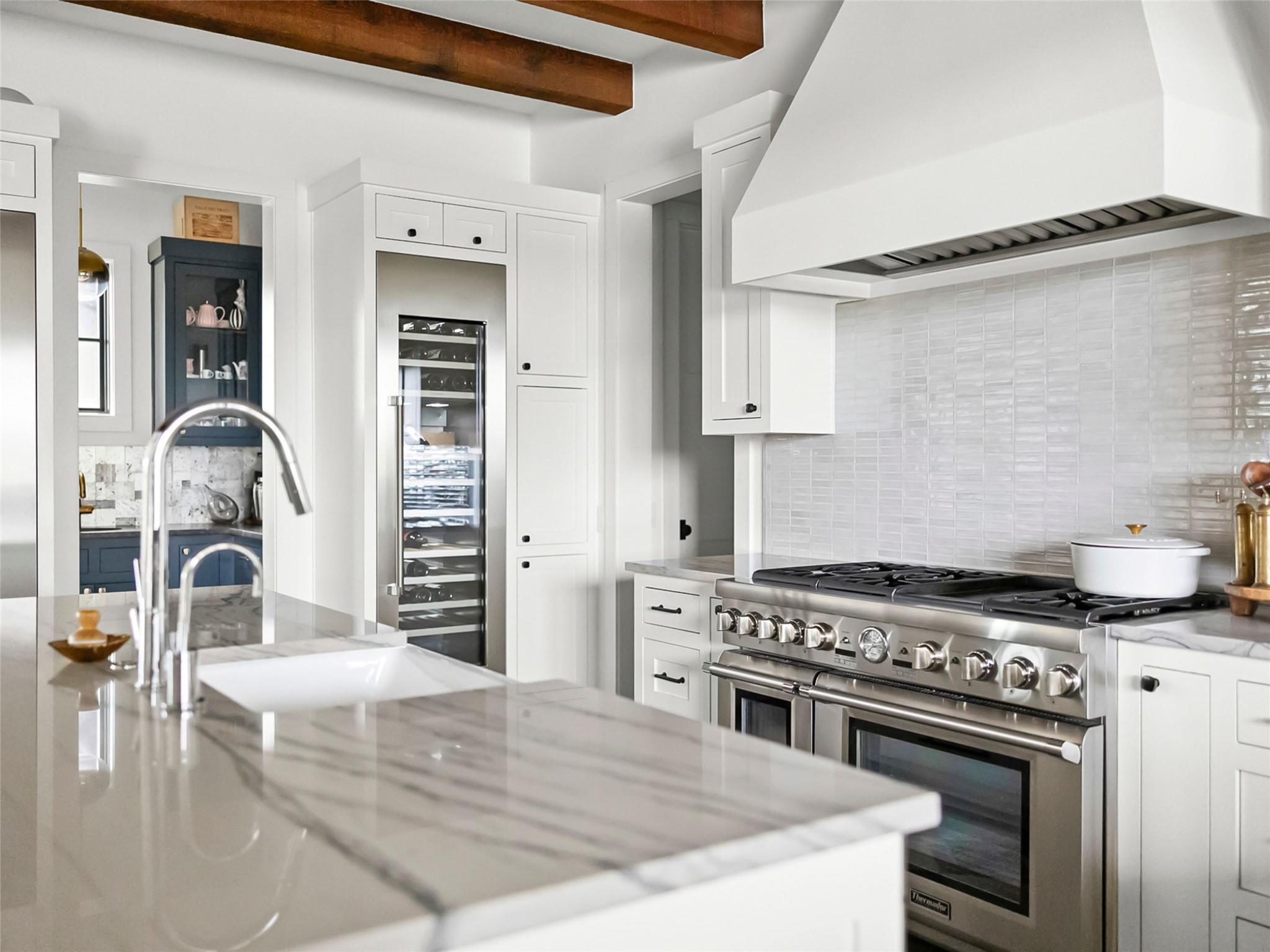 488 Dario DR
