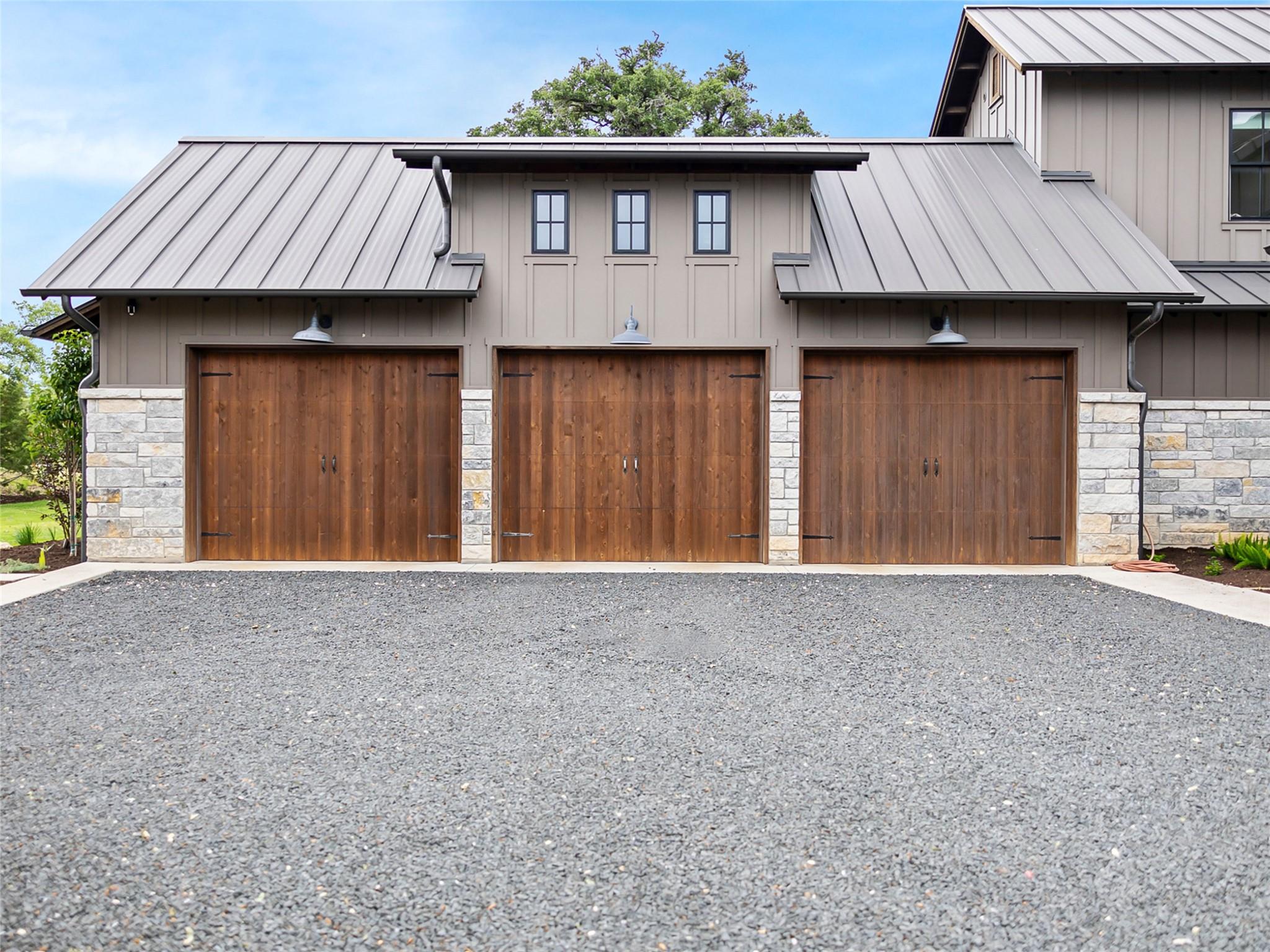 488 Dario DR