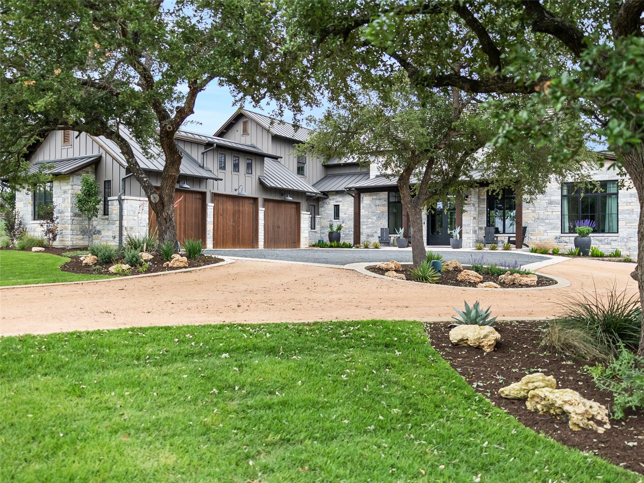 488 Dario DR