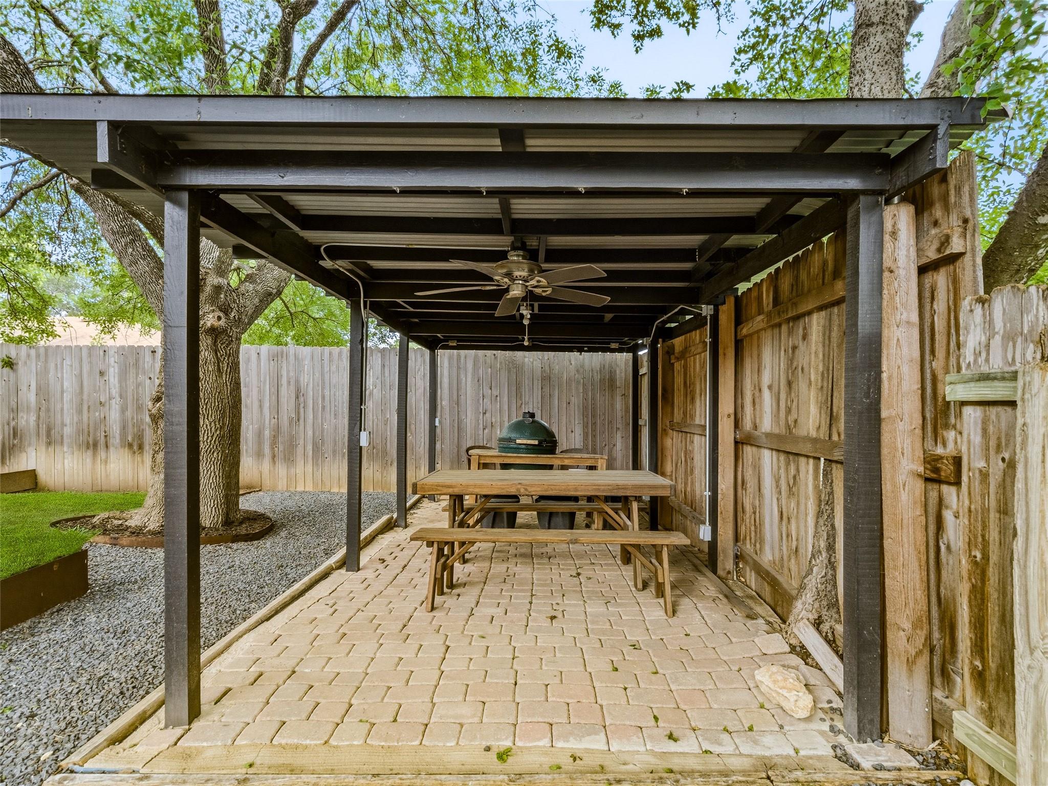 3218 Western DR