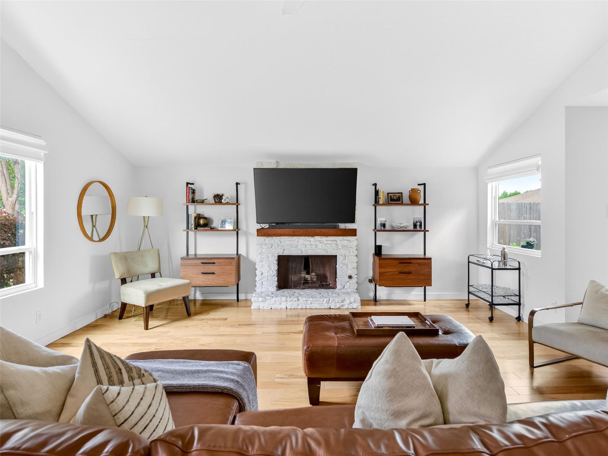 3218 Western DR