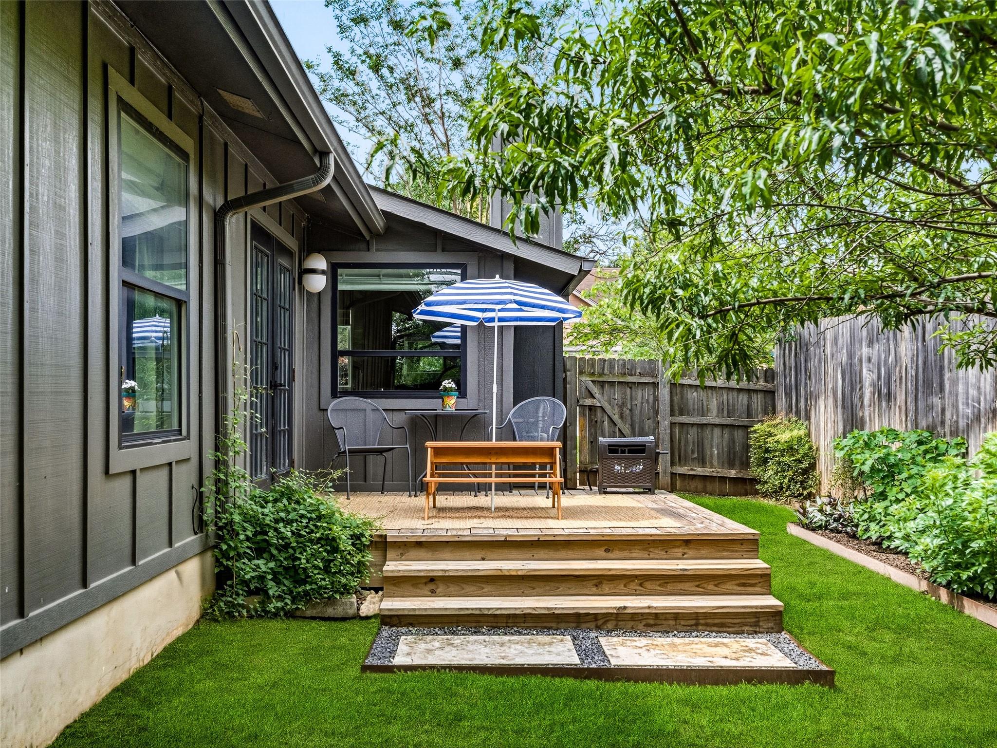 3218 Western DR