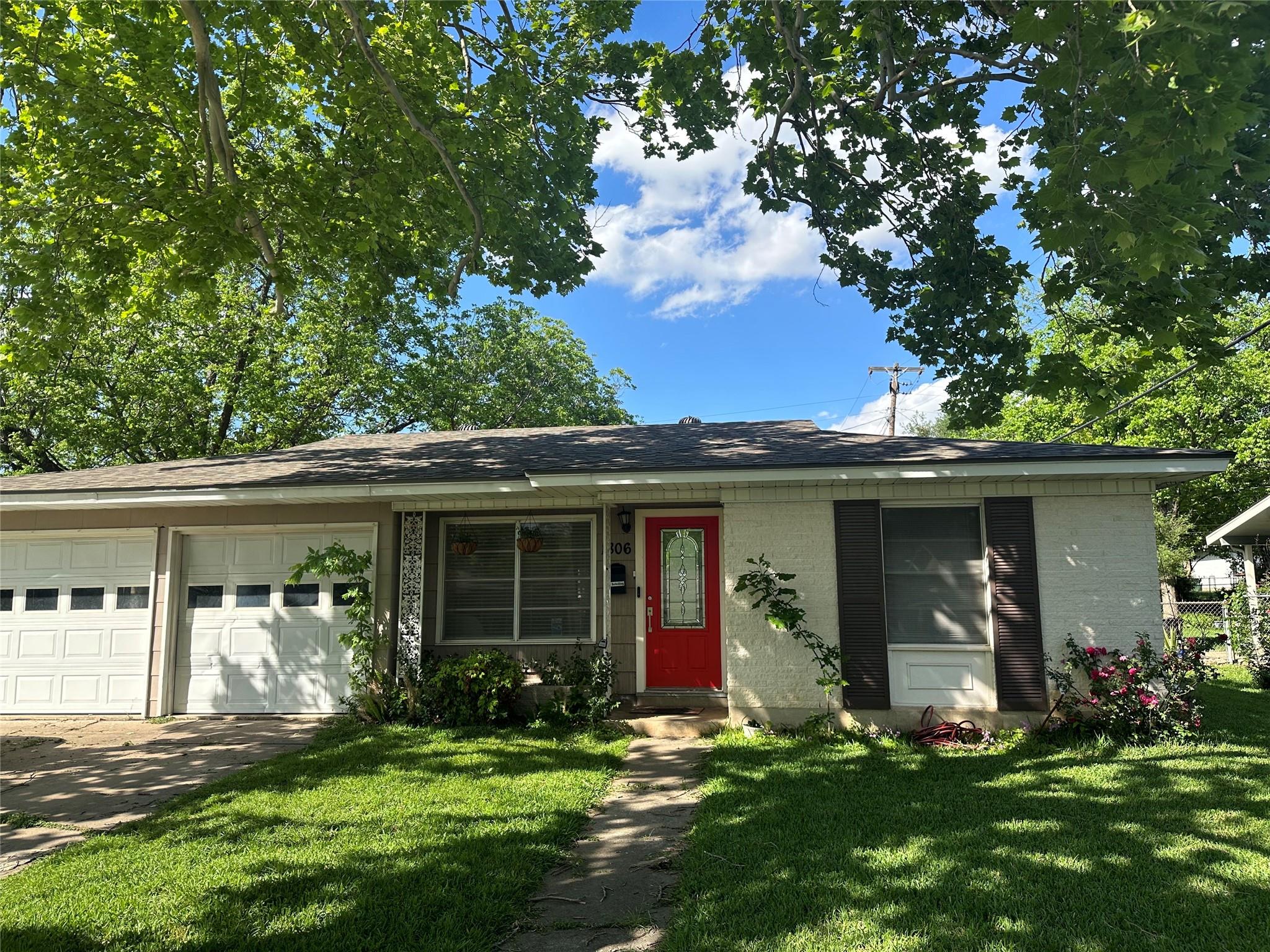1806 Barbara ST