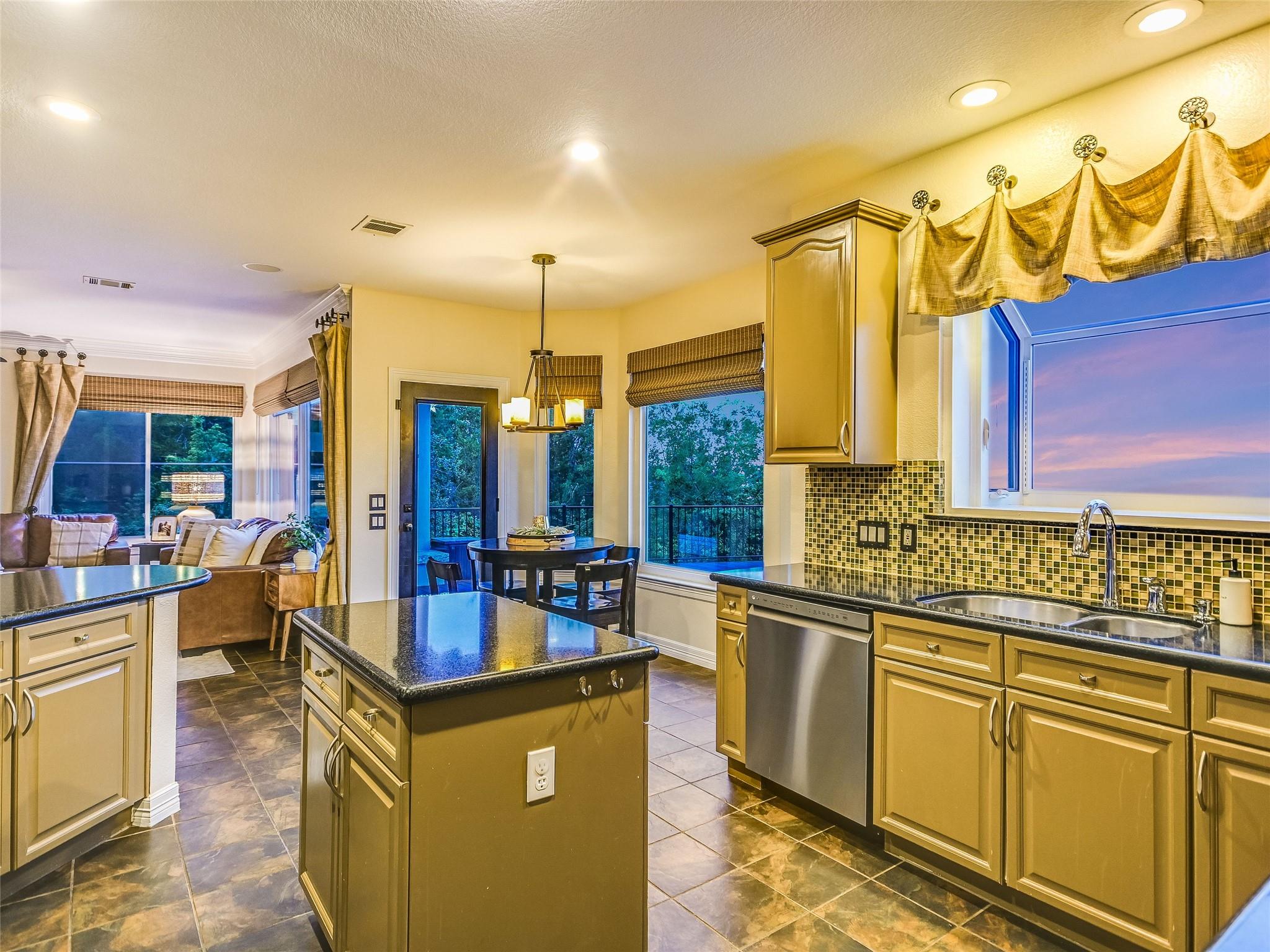 3300 San Benito CT