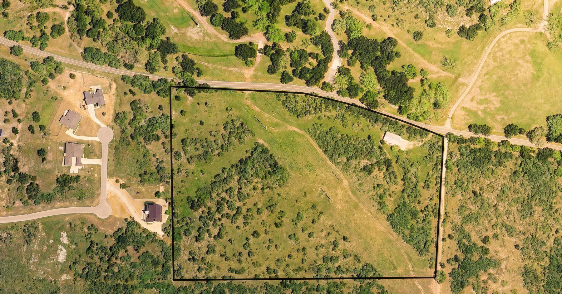 4810 and 4900 County Road 404