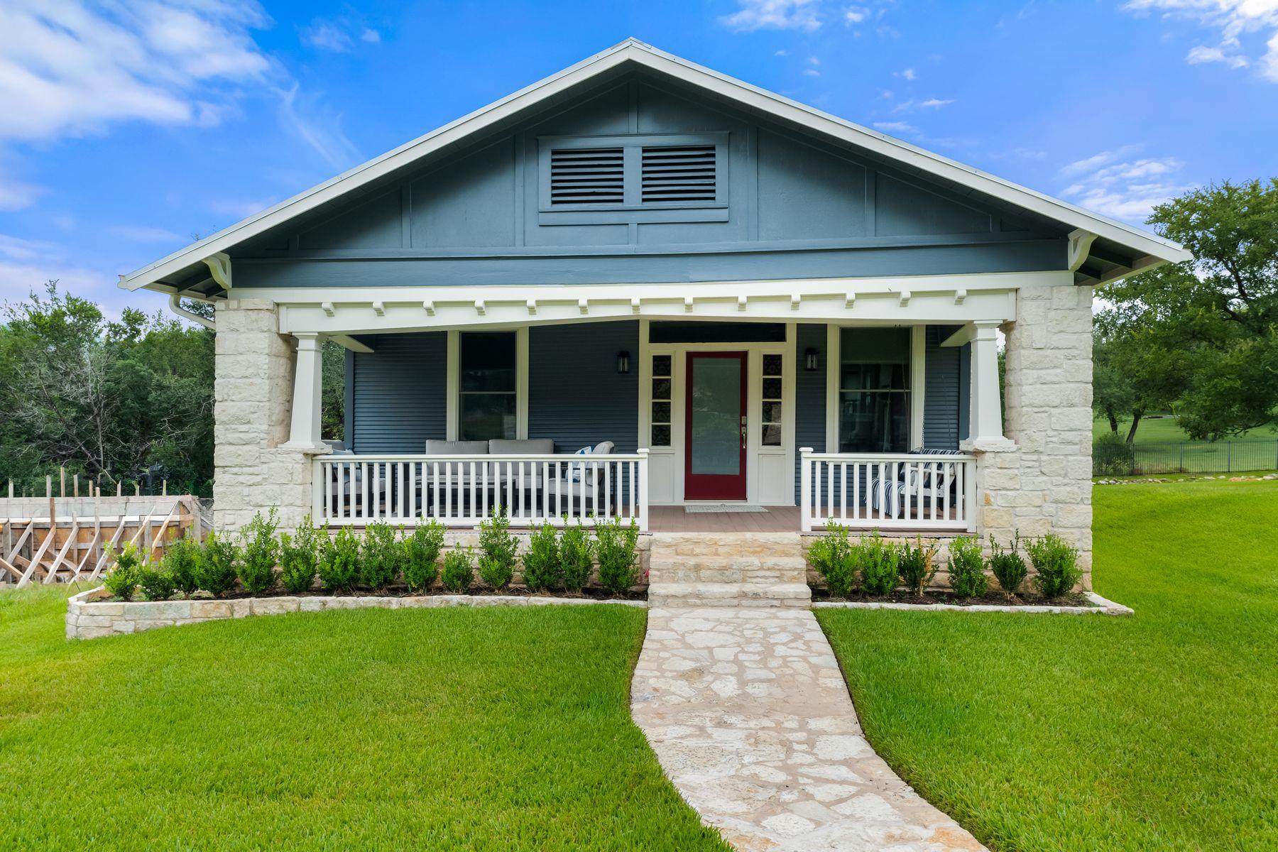 2703 De Soto DR