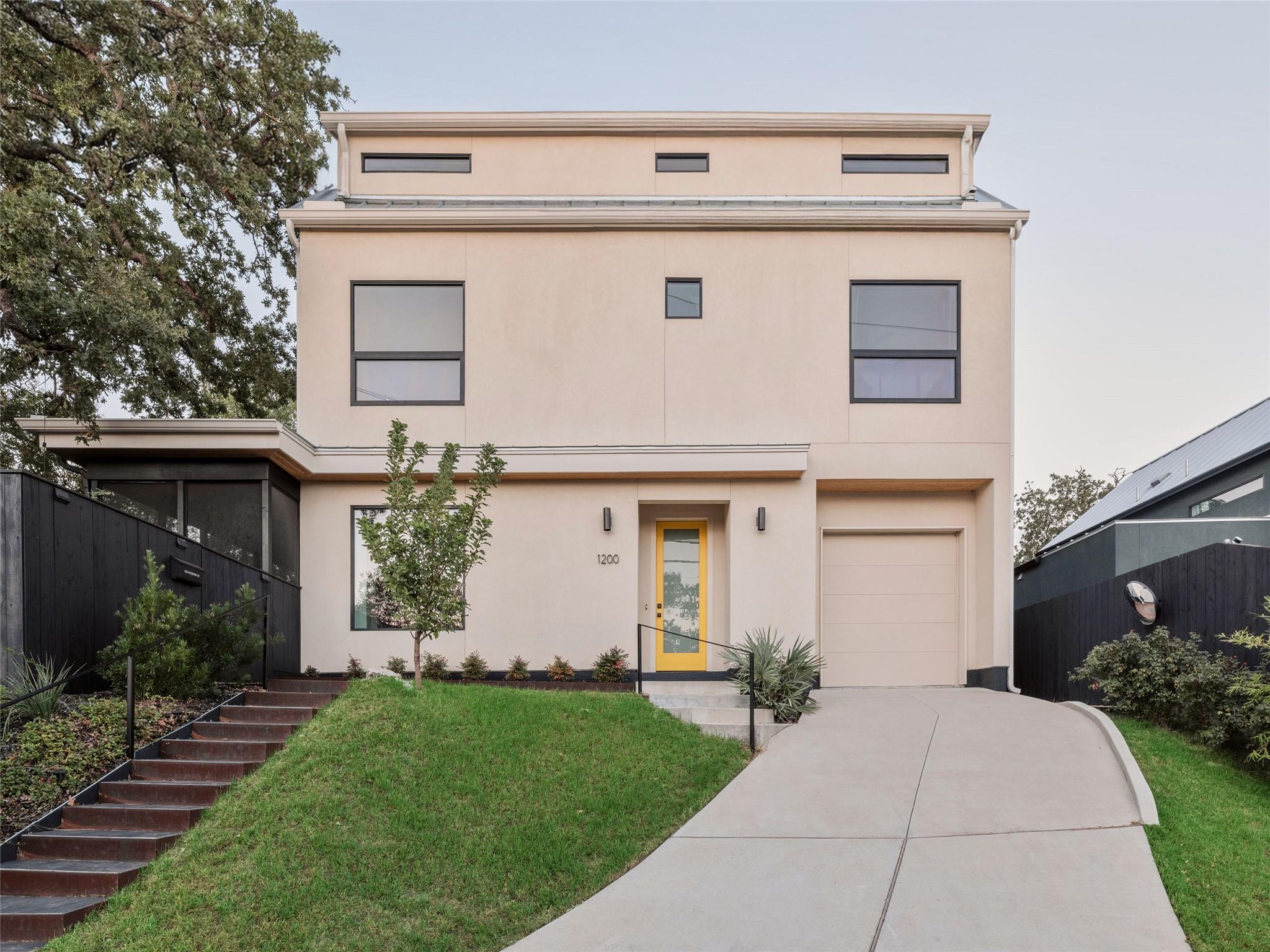 1200 Greenwood Ave
