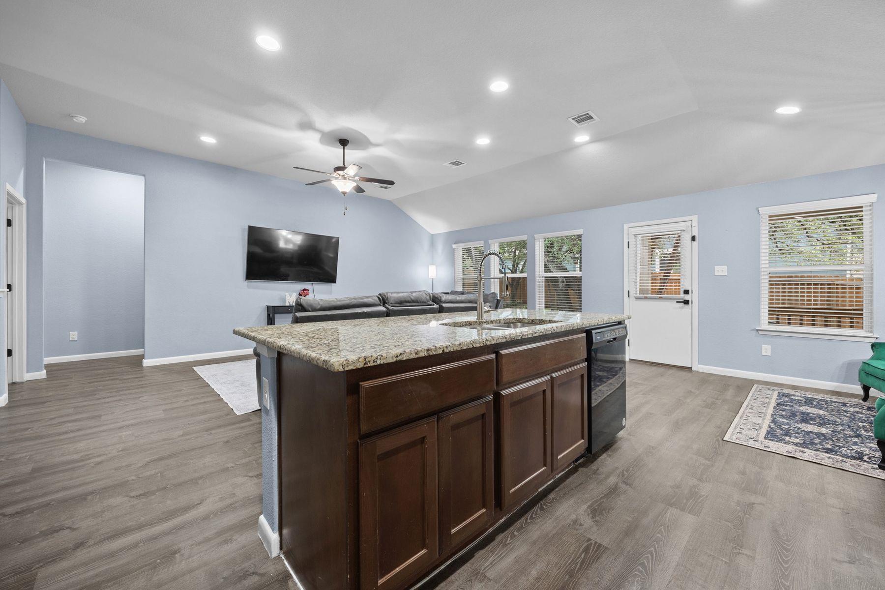 2612 American DR