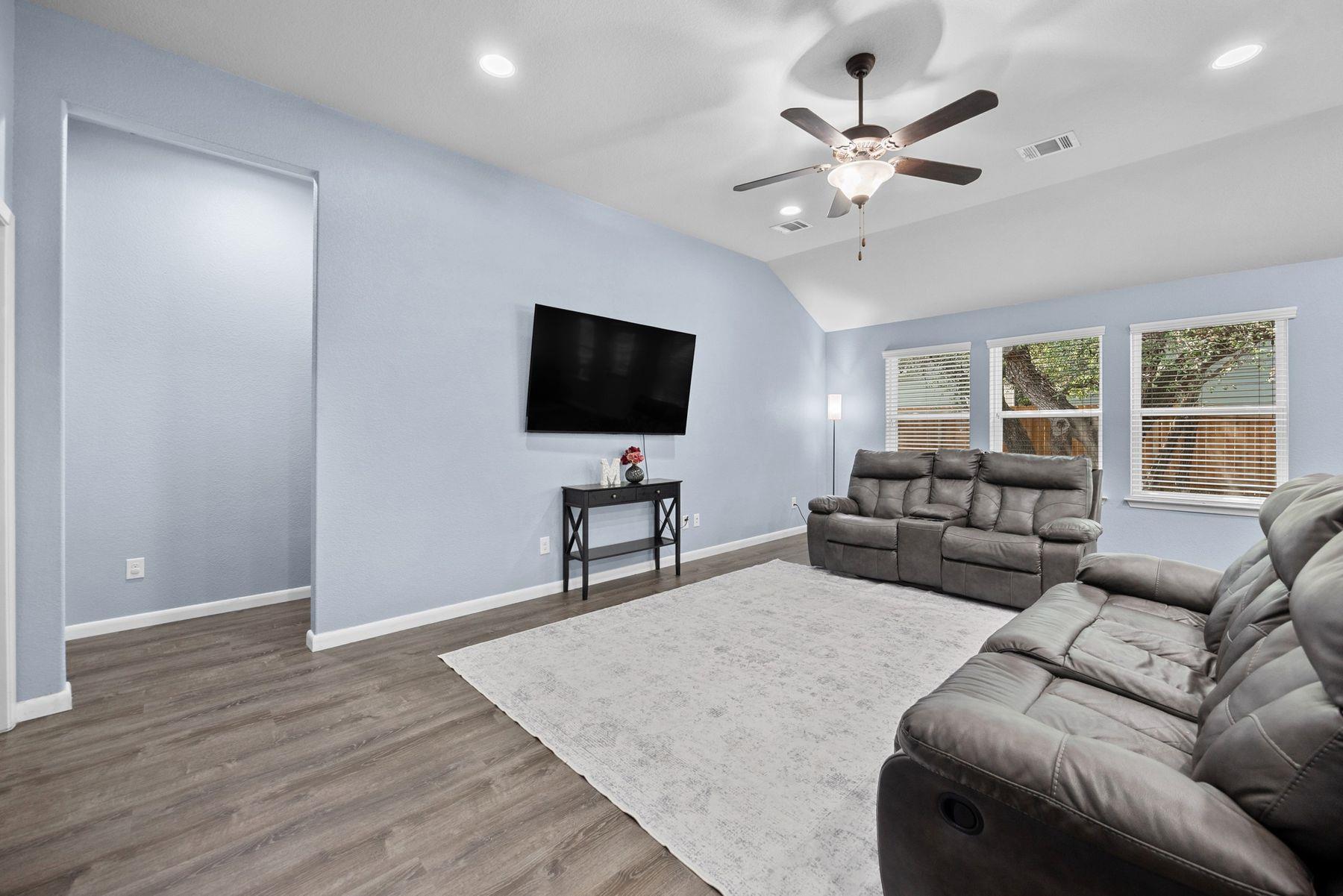2612 American DR