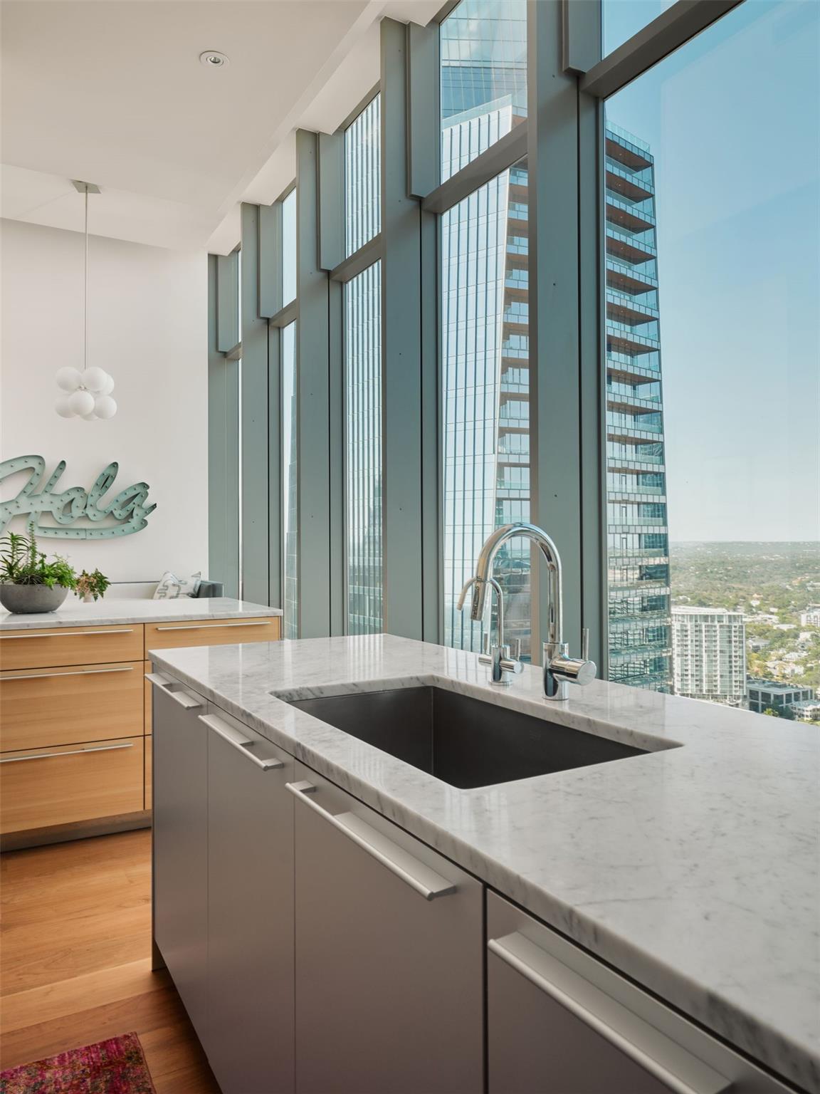 210 Lavaca ST # 3504