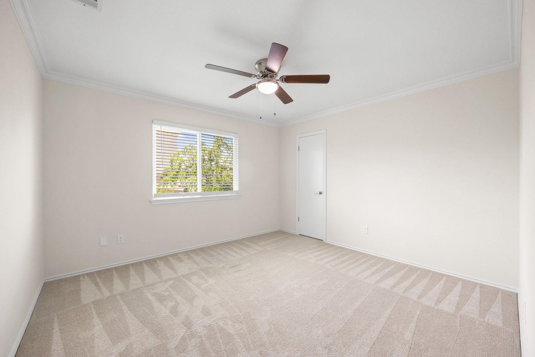 3309 Winding WAY