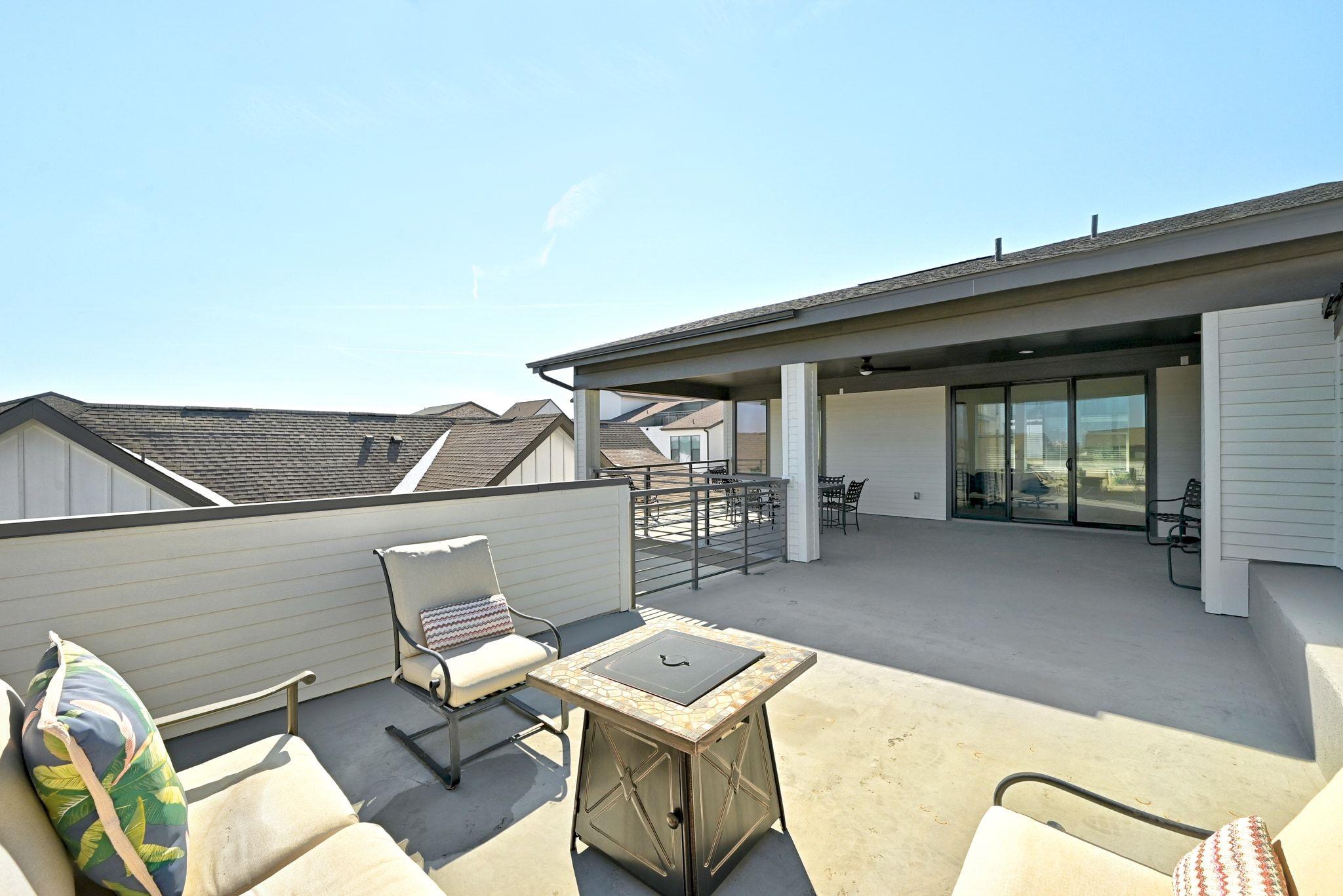 4209 Elevator DR