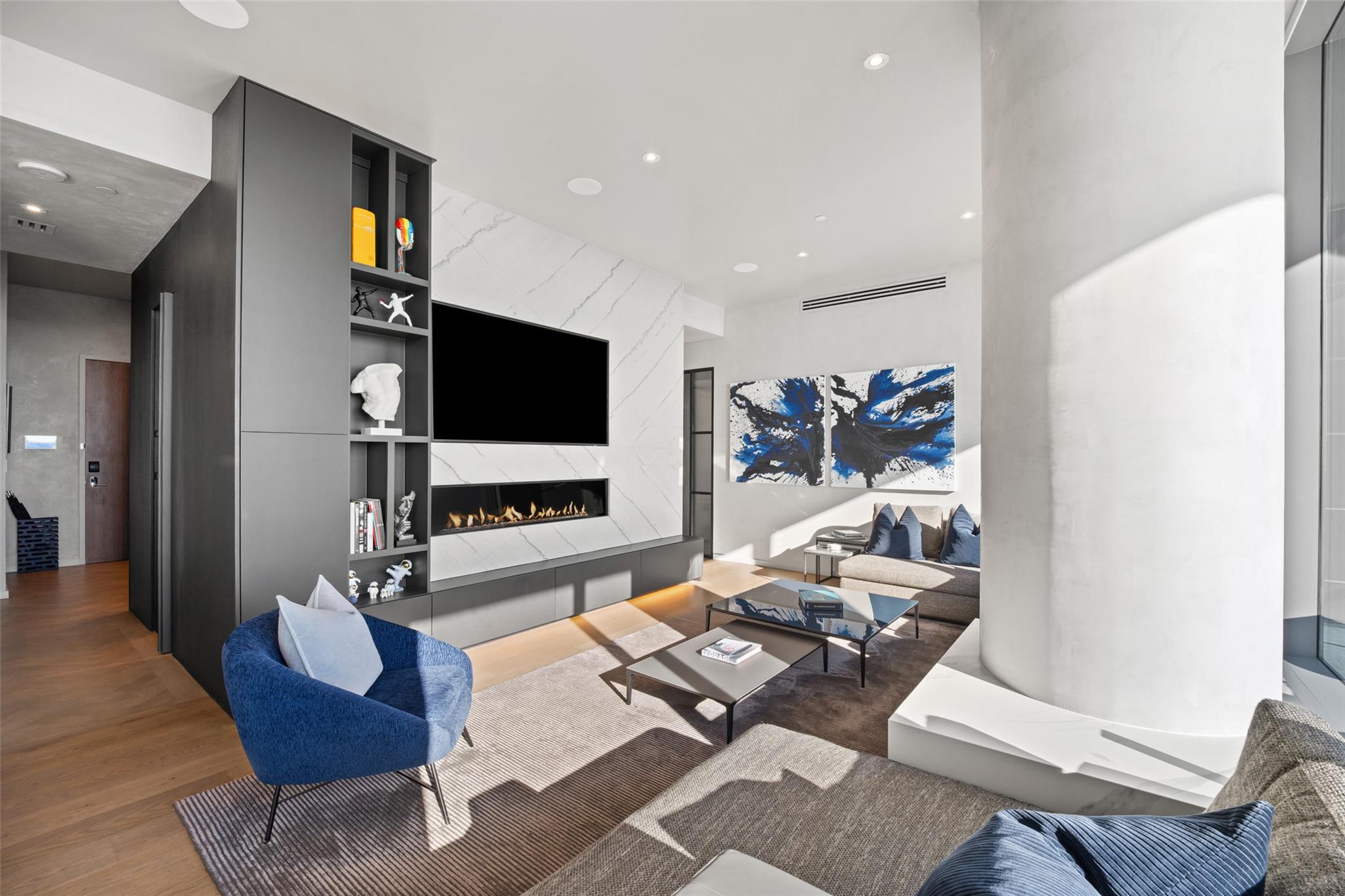210 Lavaca ST # 2301