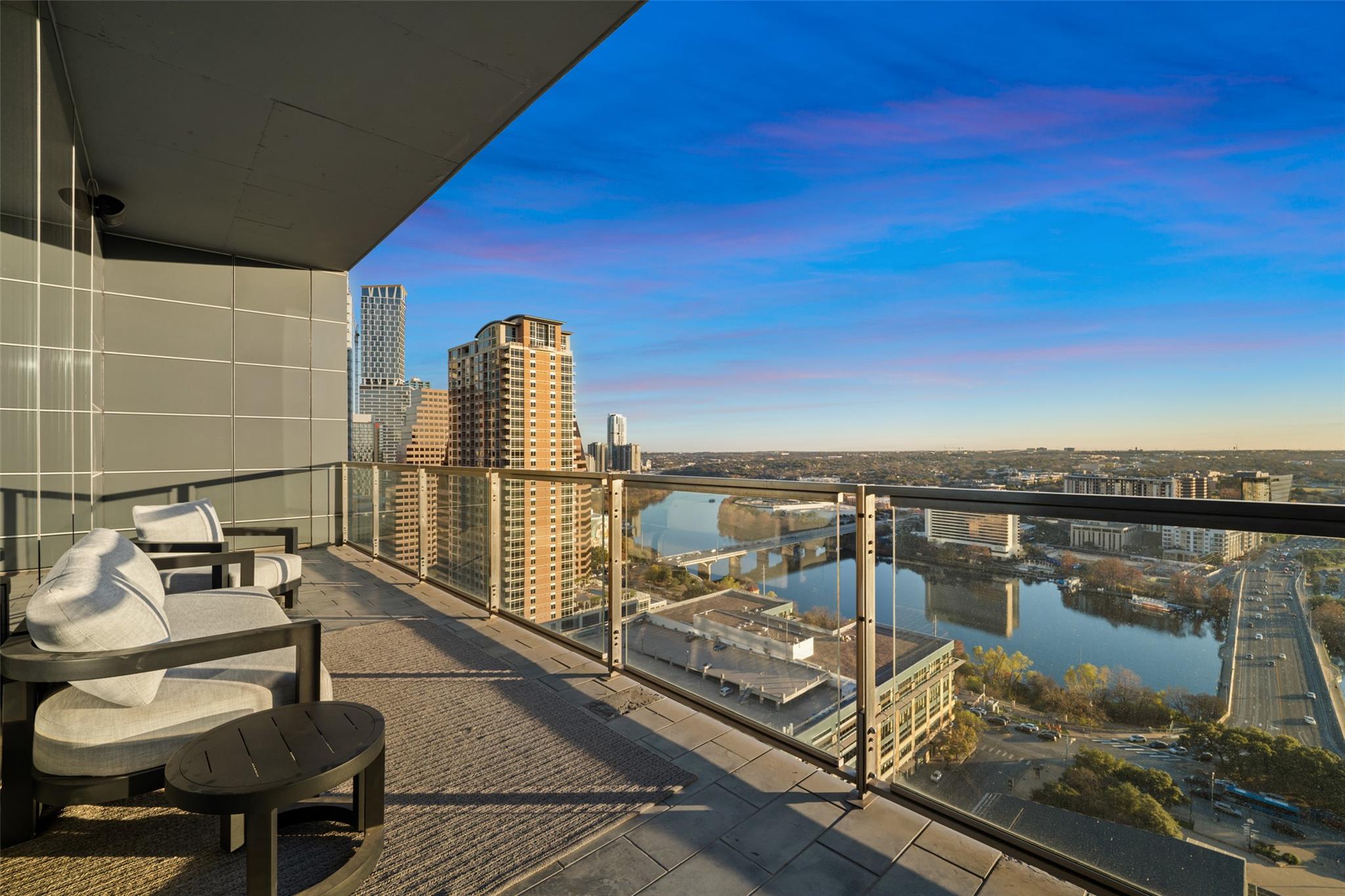210 Lavaca ST # 2301