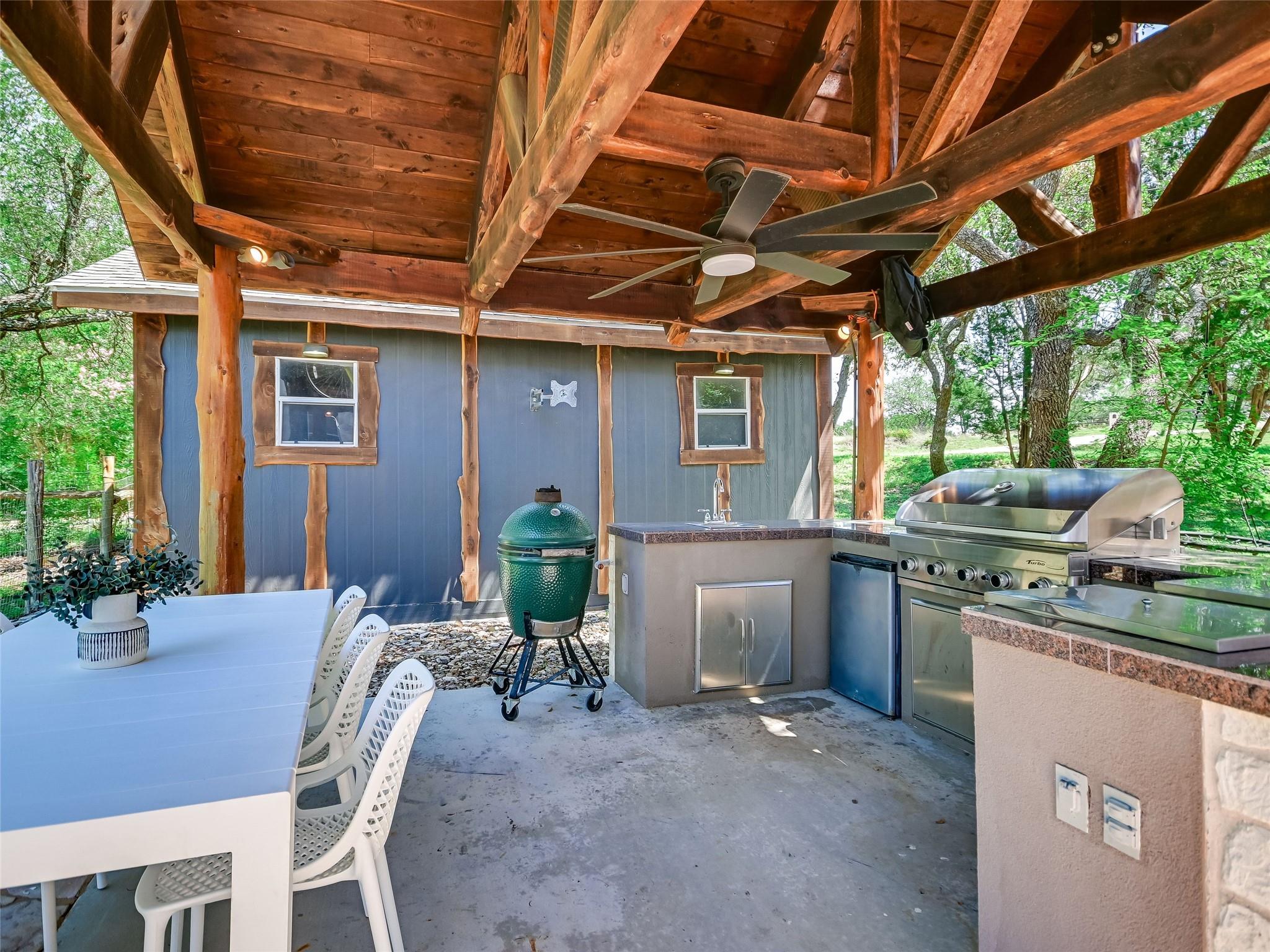 303 N Canyonwood DR