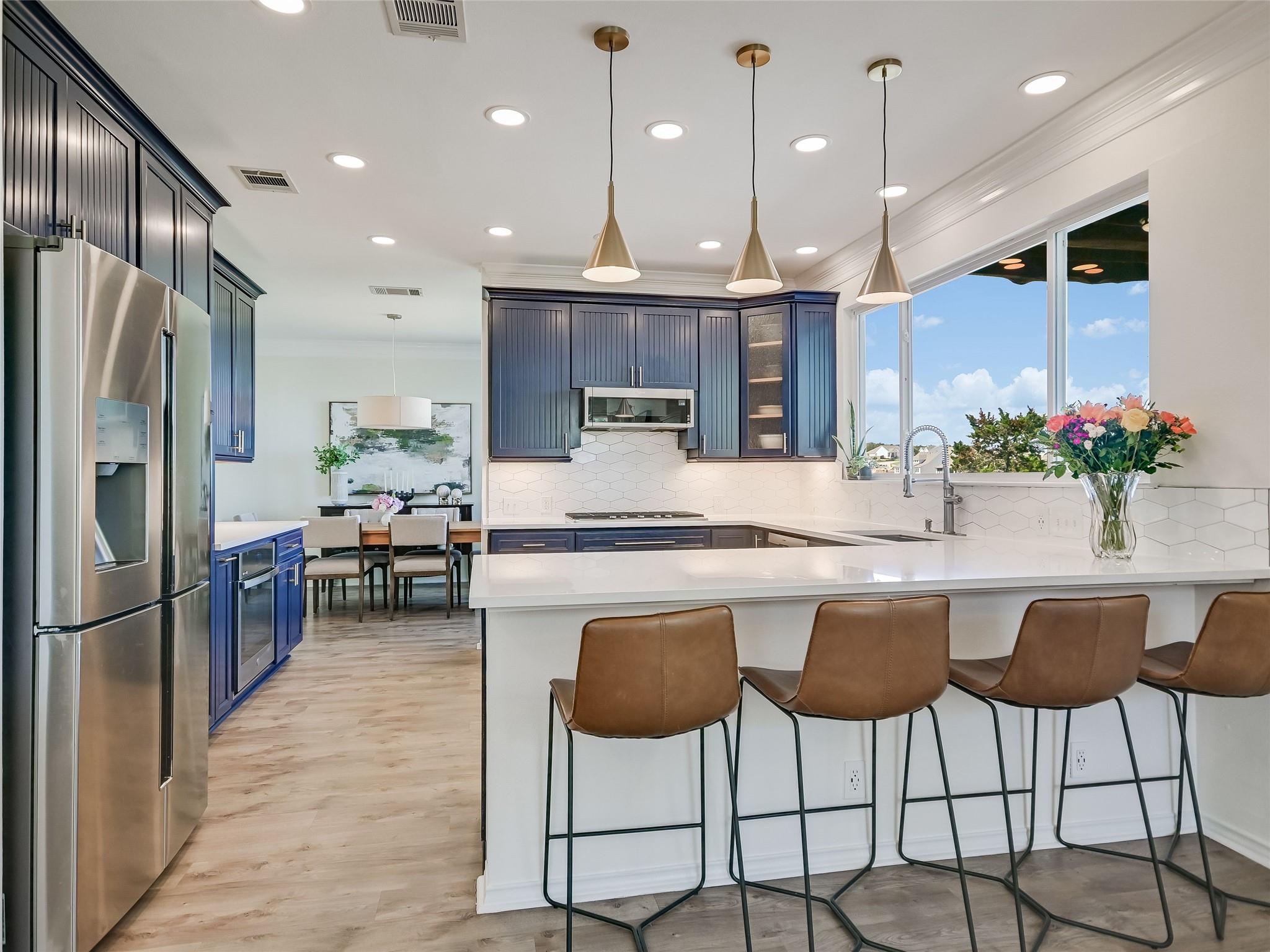 303 N Canyonwood DR