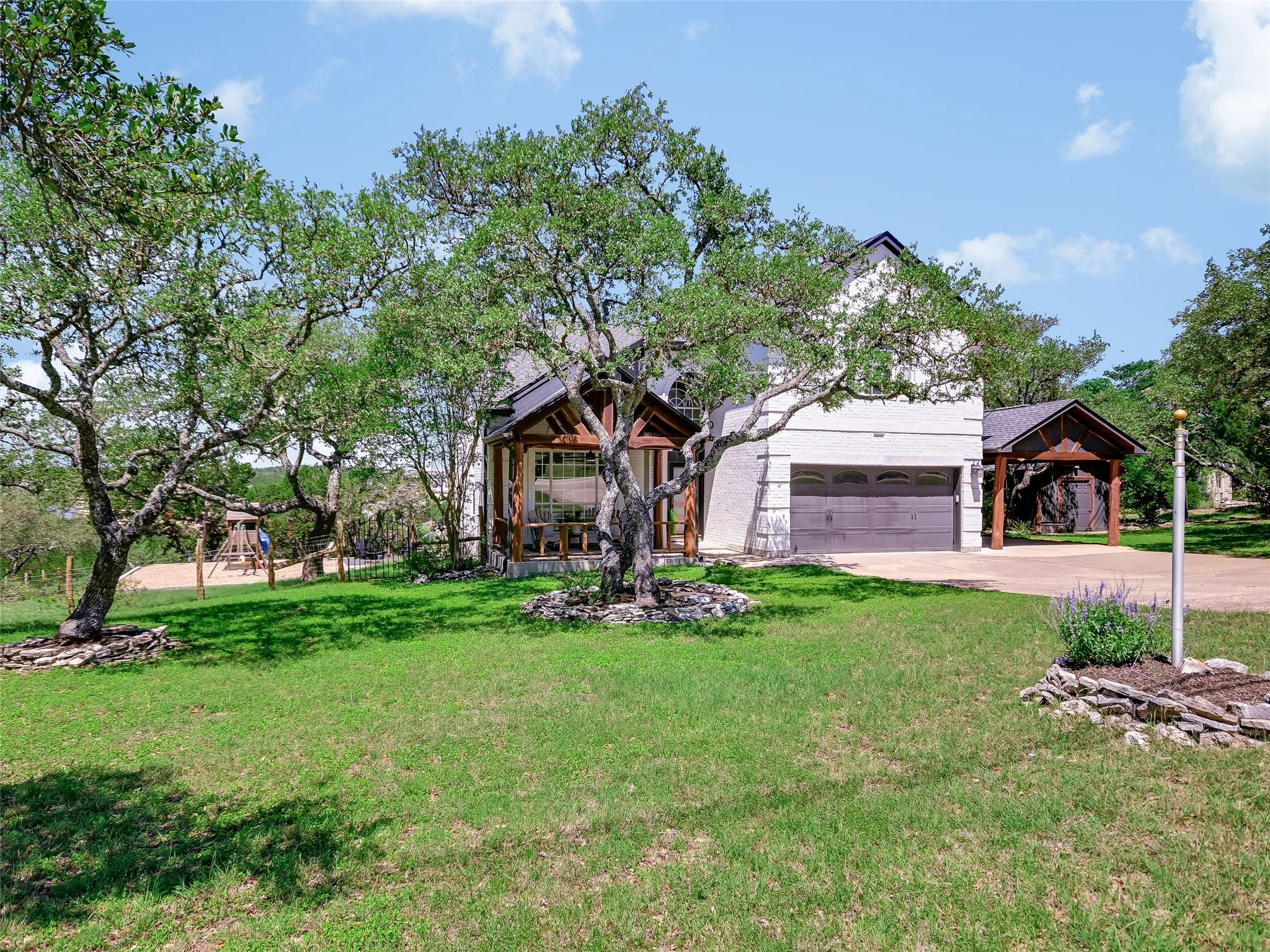 303 N Canyonwood DR