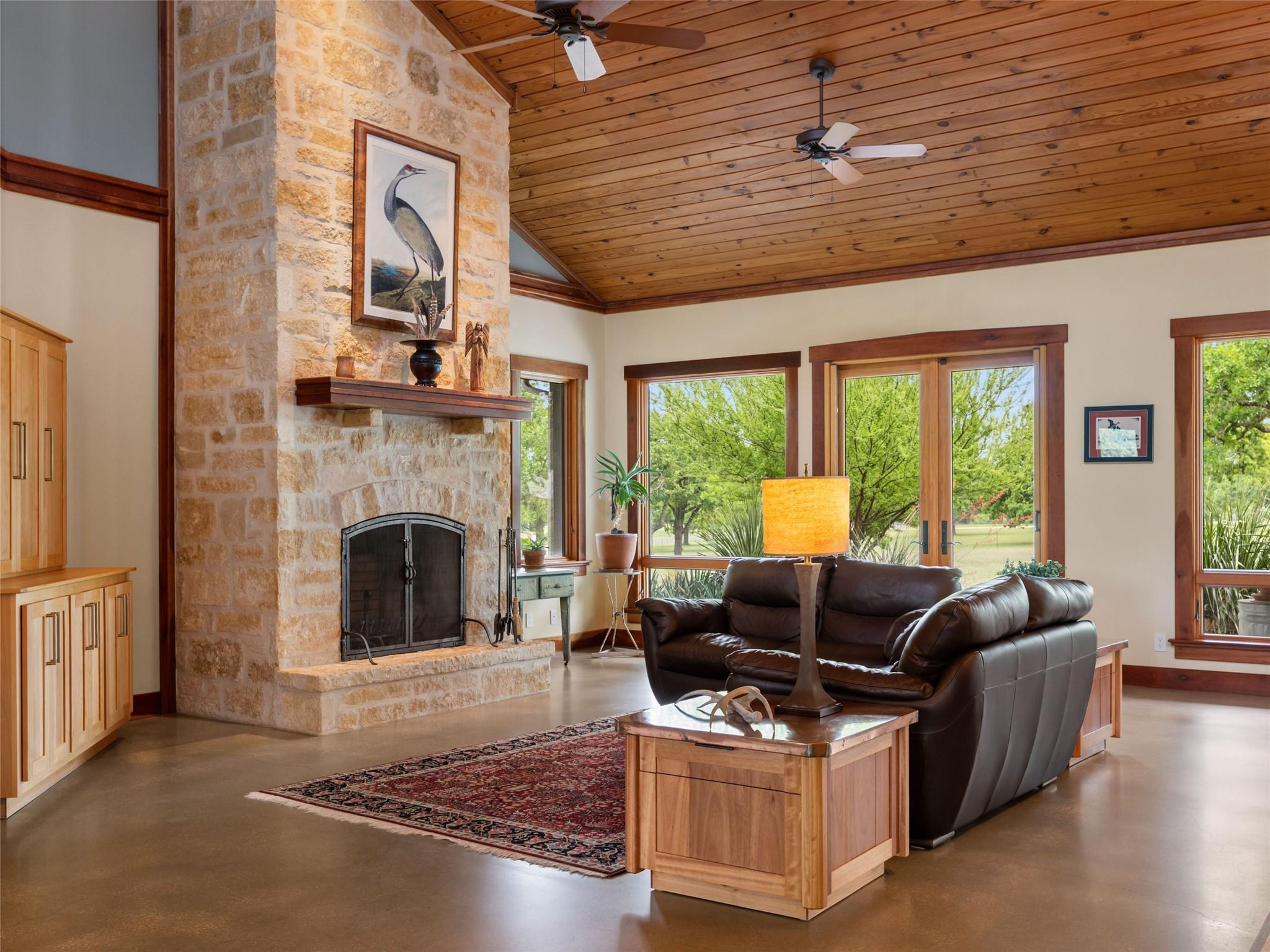 1163 Big Bend LN