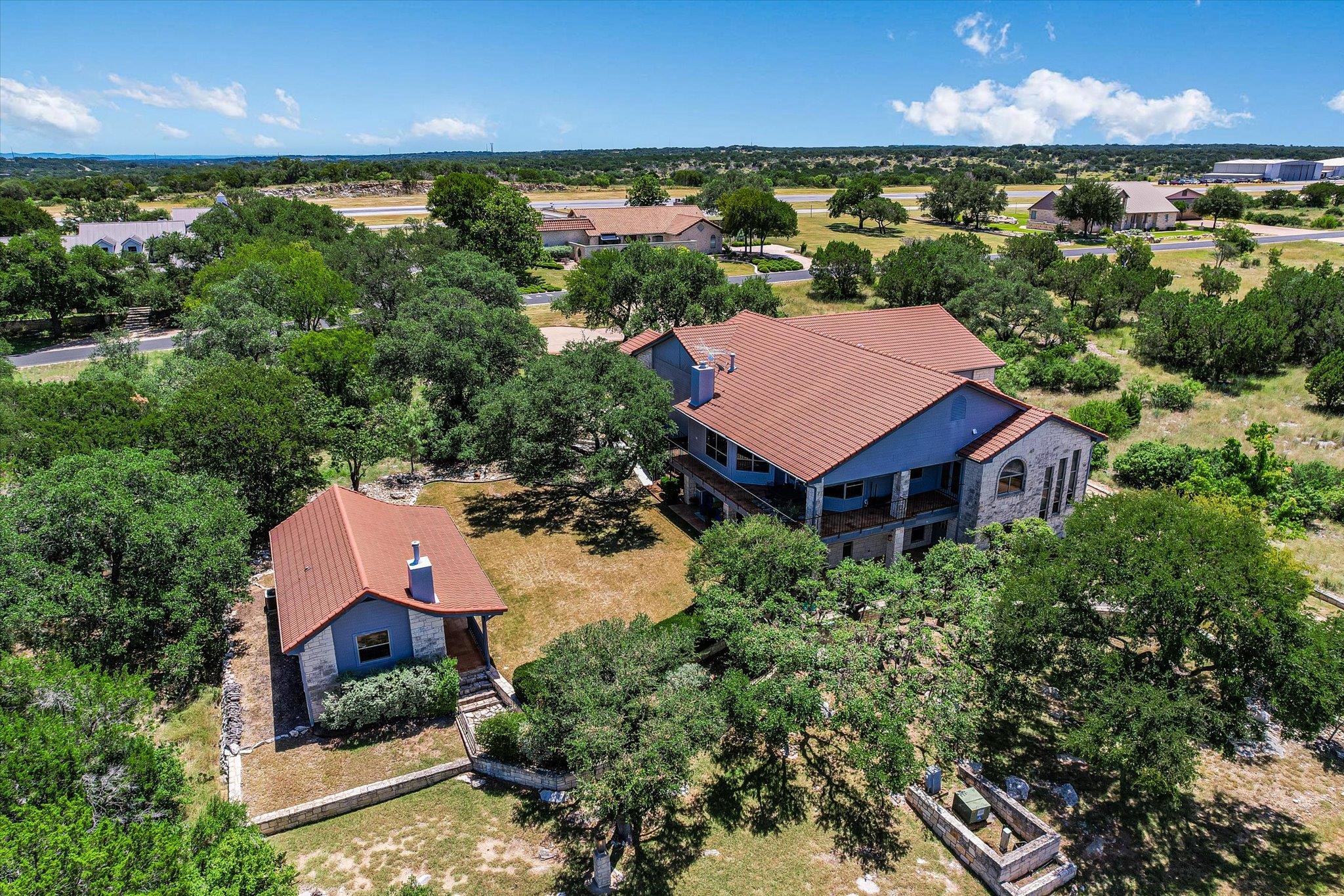 1311 Clayton Nolen DR