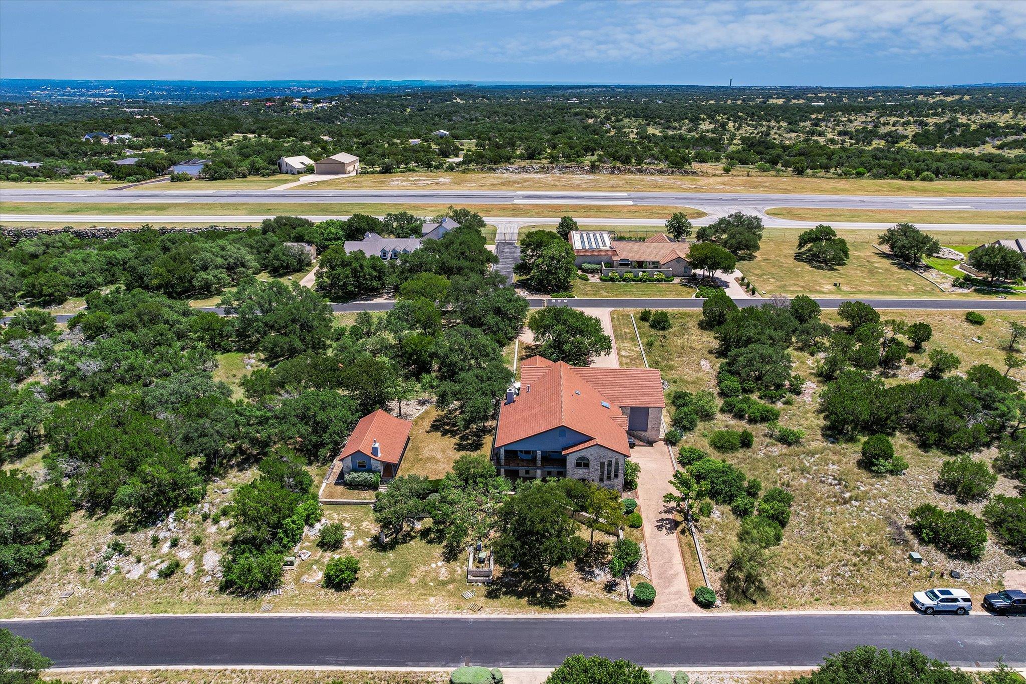 1311 Clayton Nolen DR