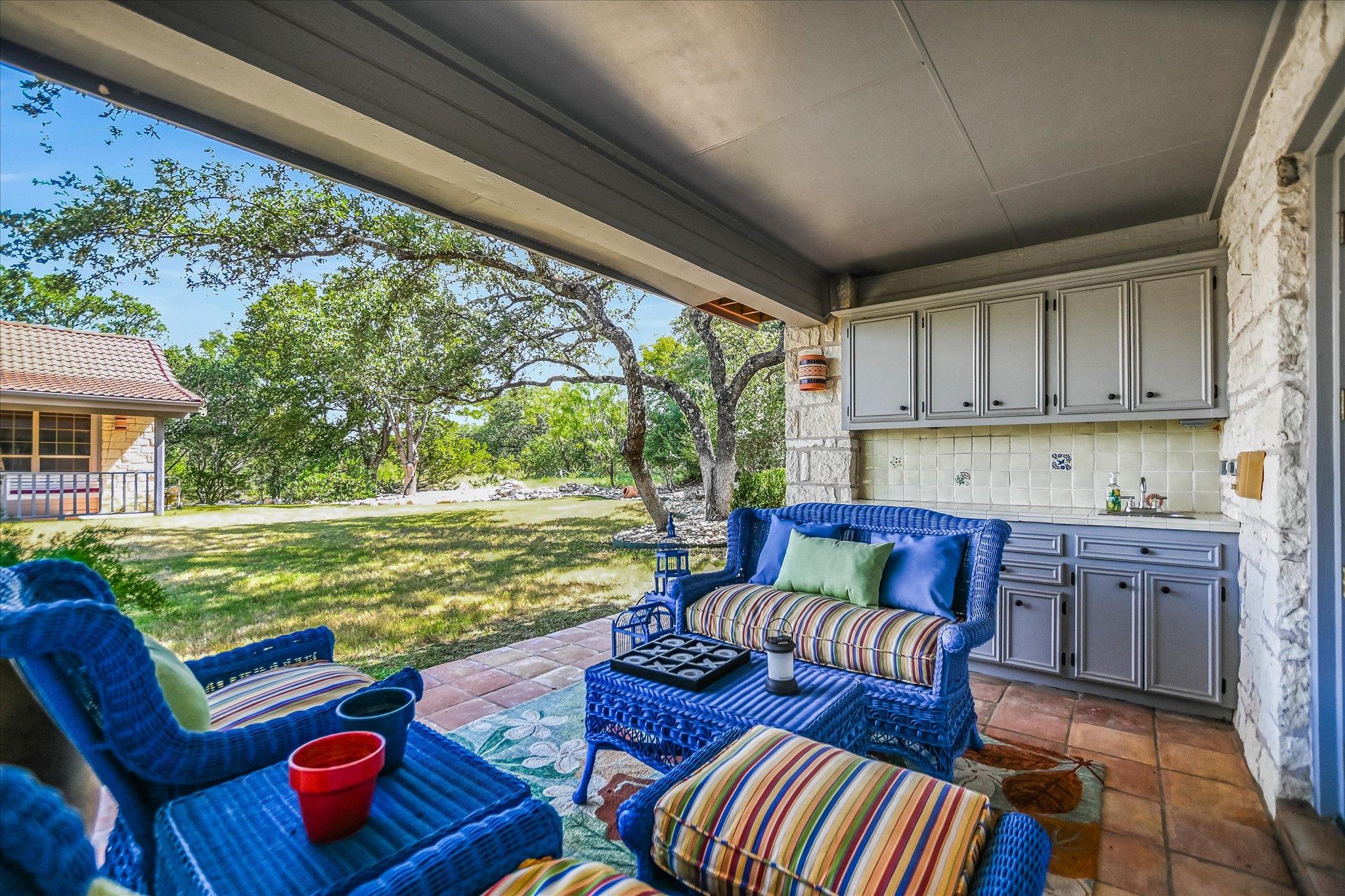 1311 Clayton Nolen DR