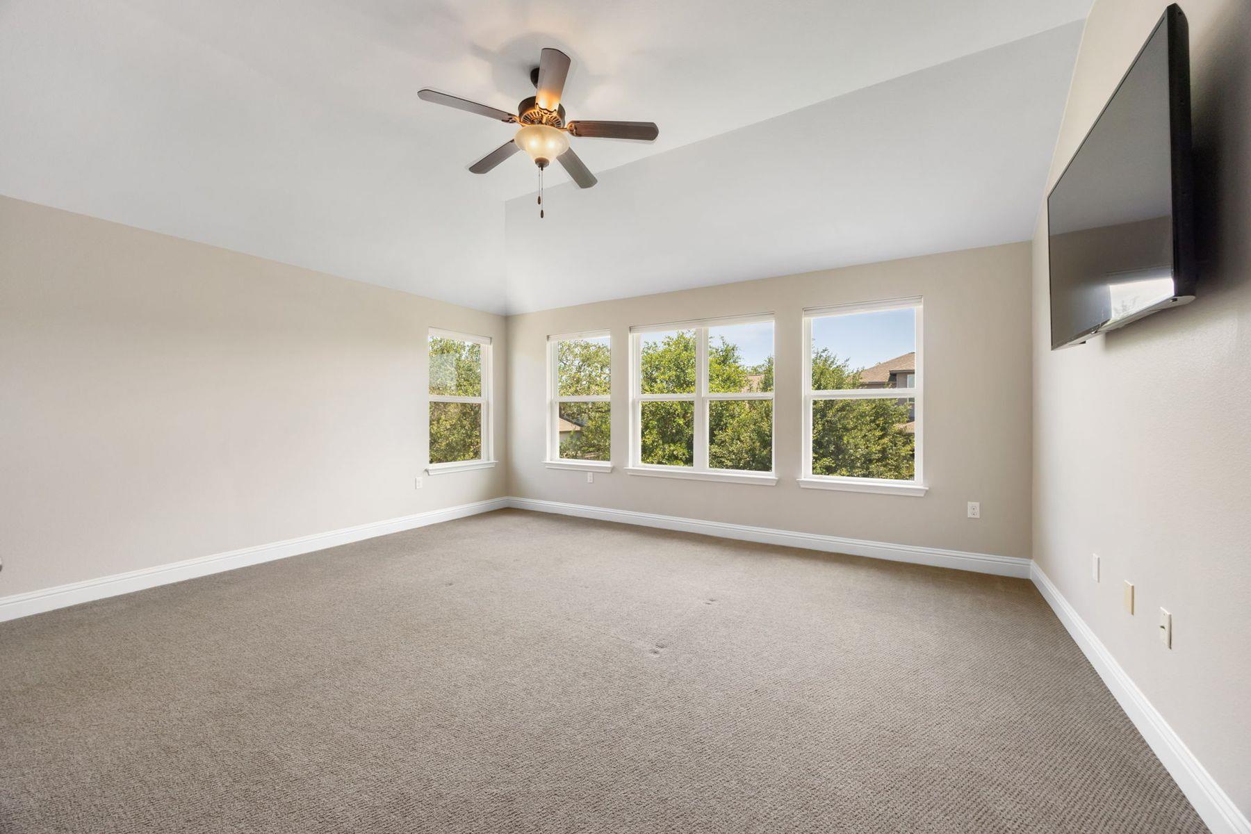5221 Rain Lily DR