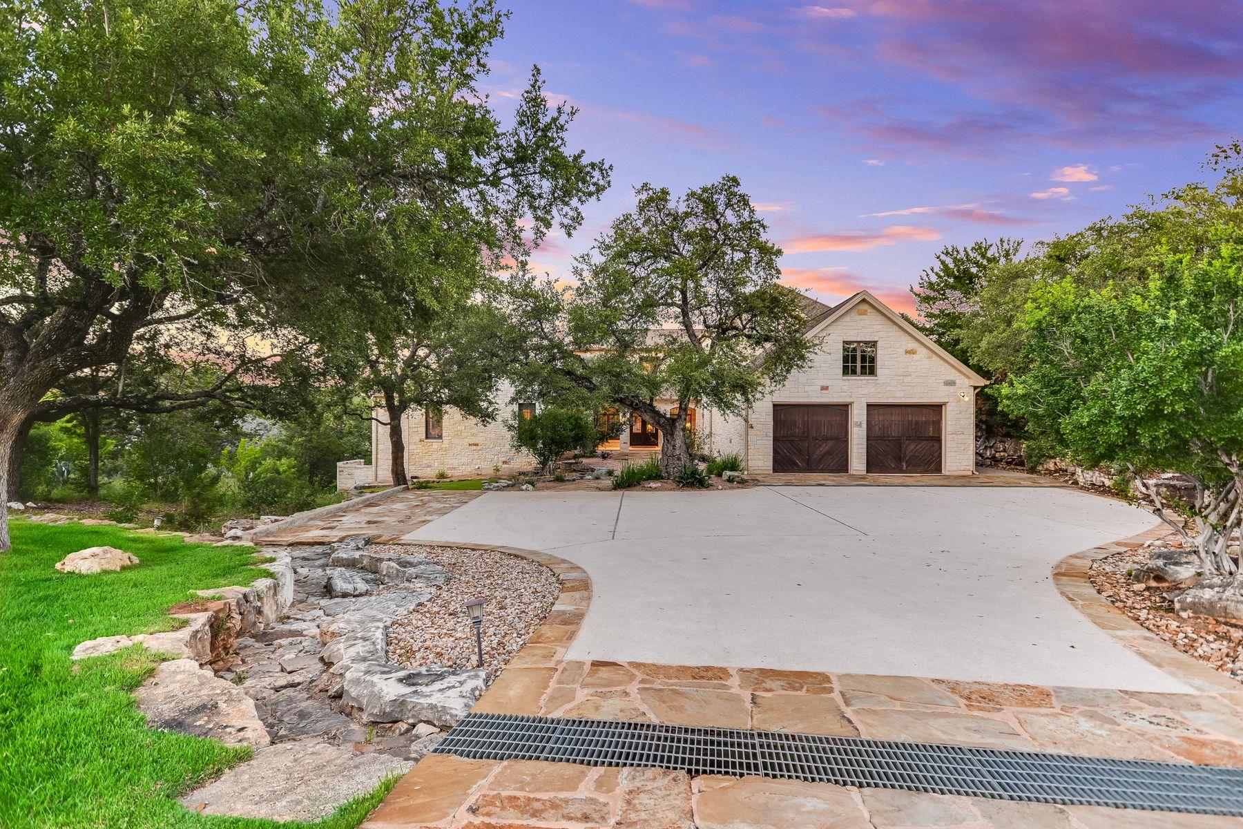 3004 Travis Lakeside DR