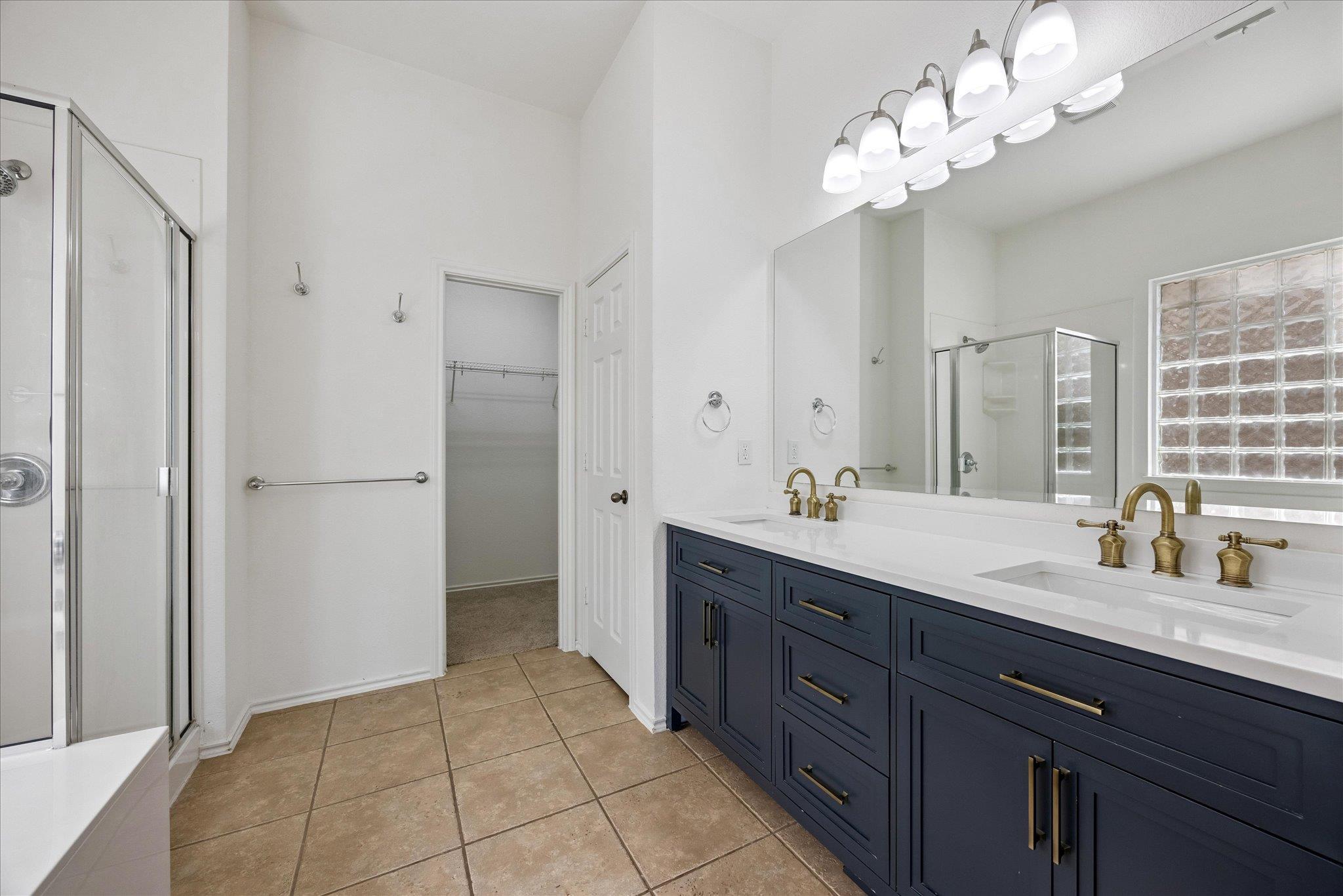 43 White Magnolia CIR