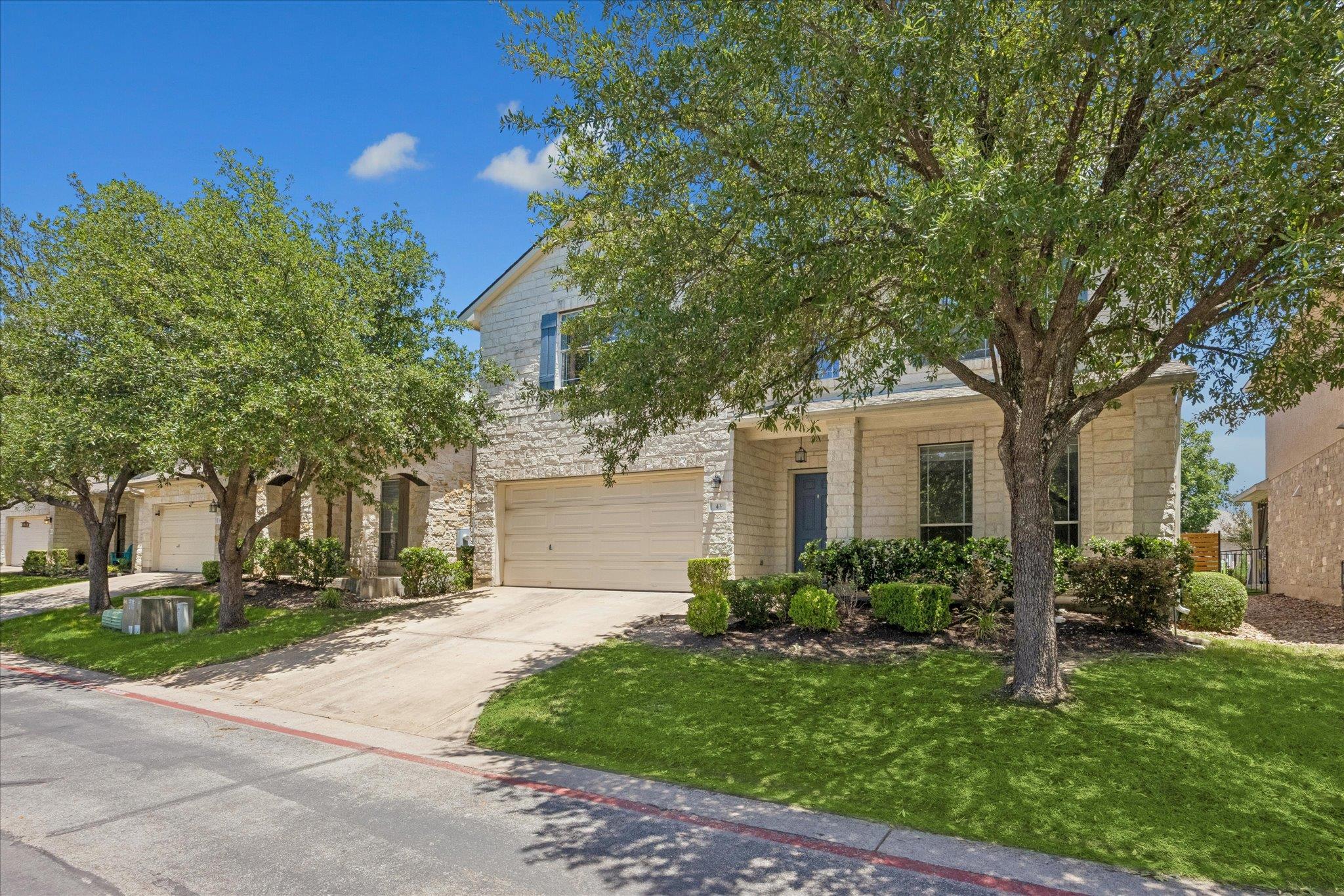 43 White Magnolia CIR