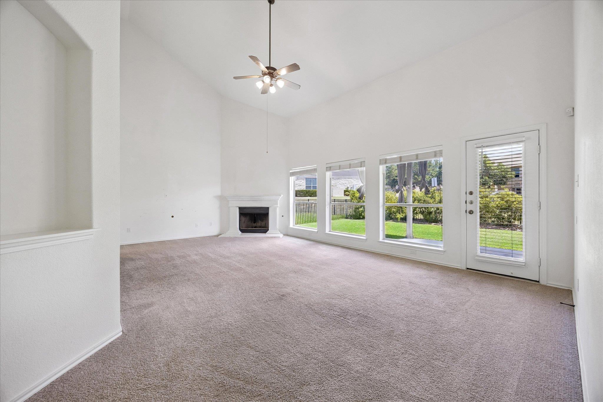 43 White Magnolia CIR