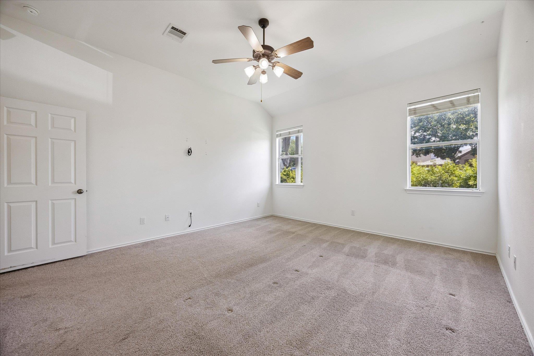 43 White Magnolia CIR