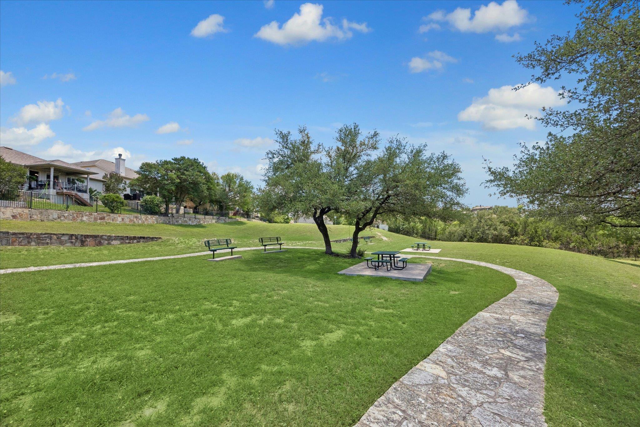 43 White Magnolia CIR