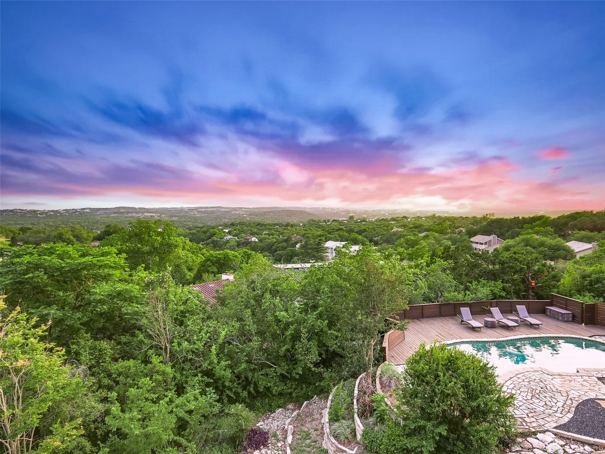 1304 Canoe Brook DR