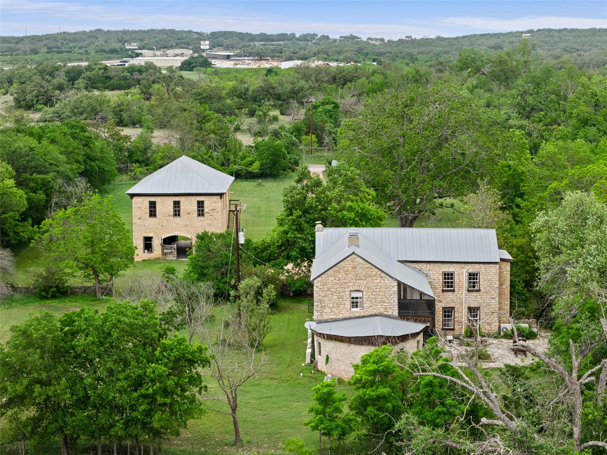 426 E Ranch Road 962 East