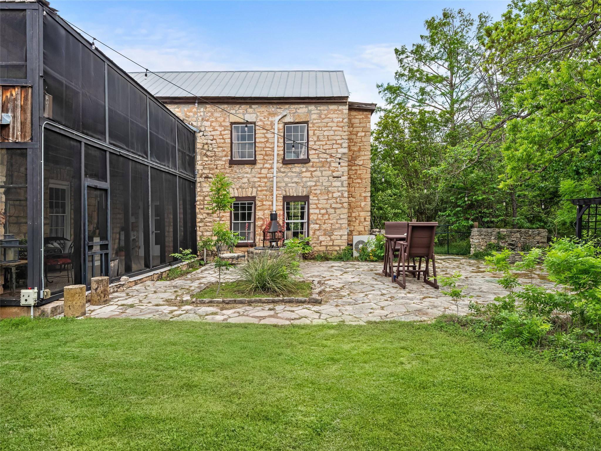 426 E Ranch Road 962 East
