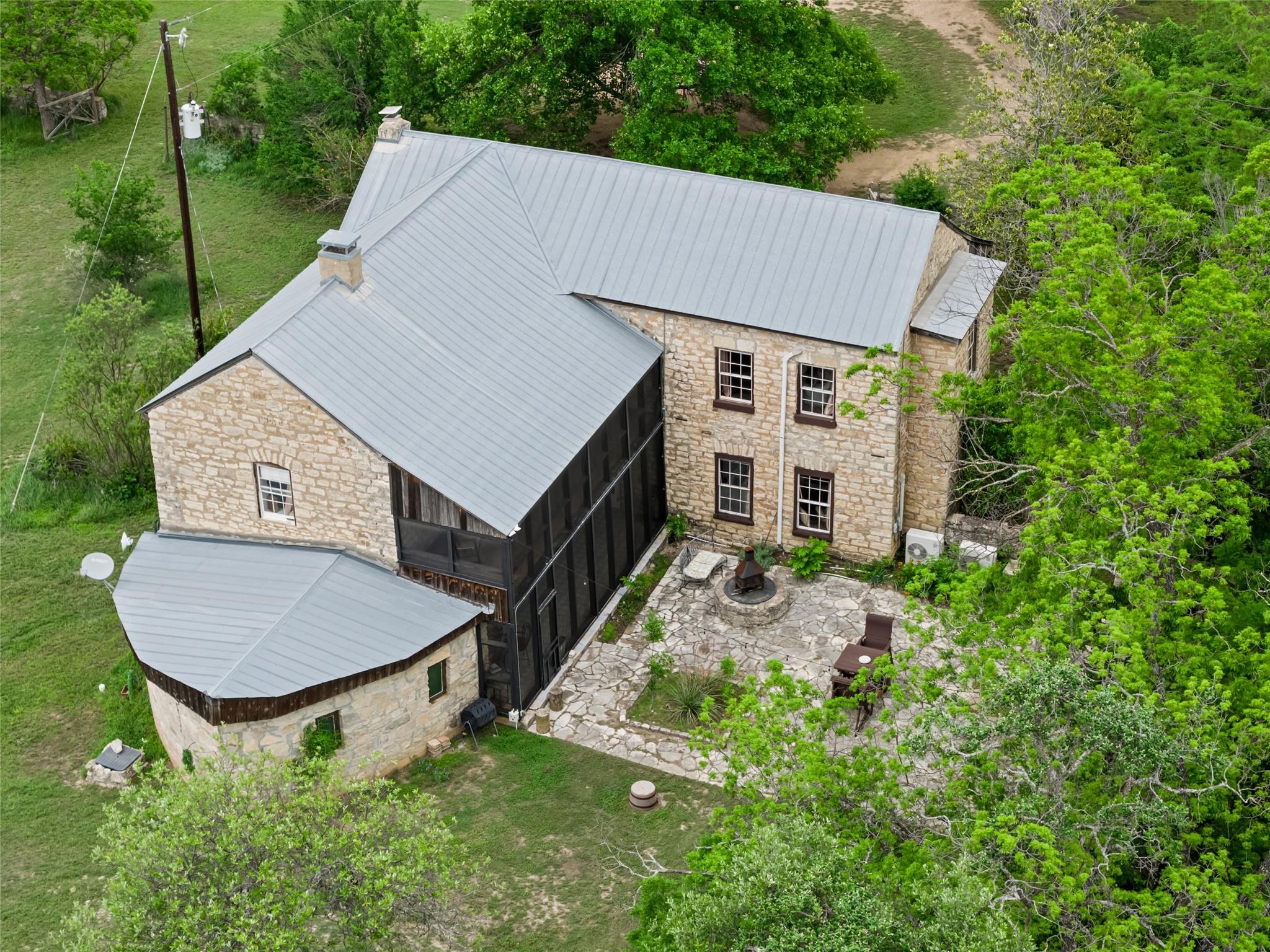 426 E Ranch Road 962 East