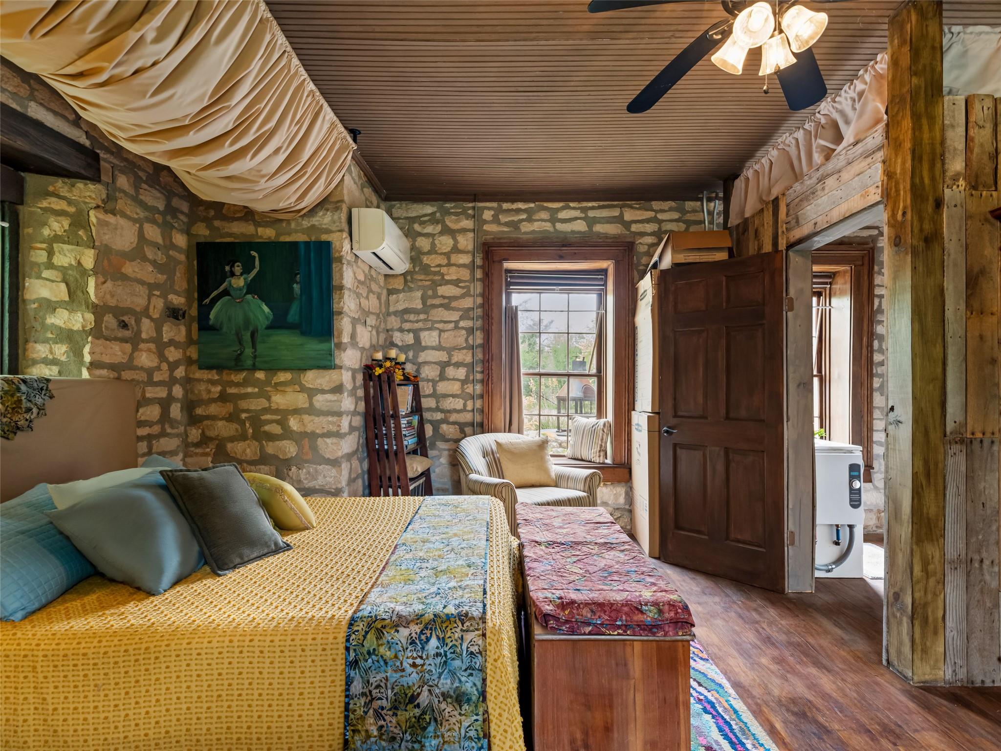 426 E Ranch Road 962 East