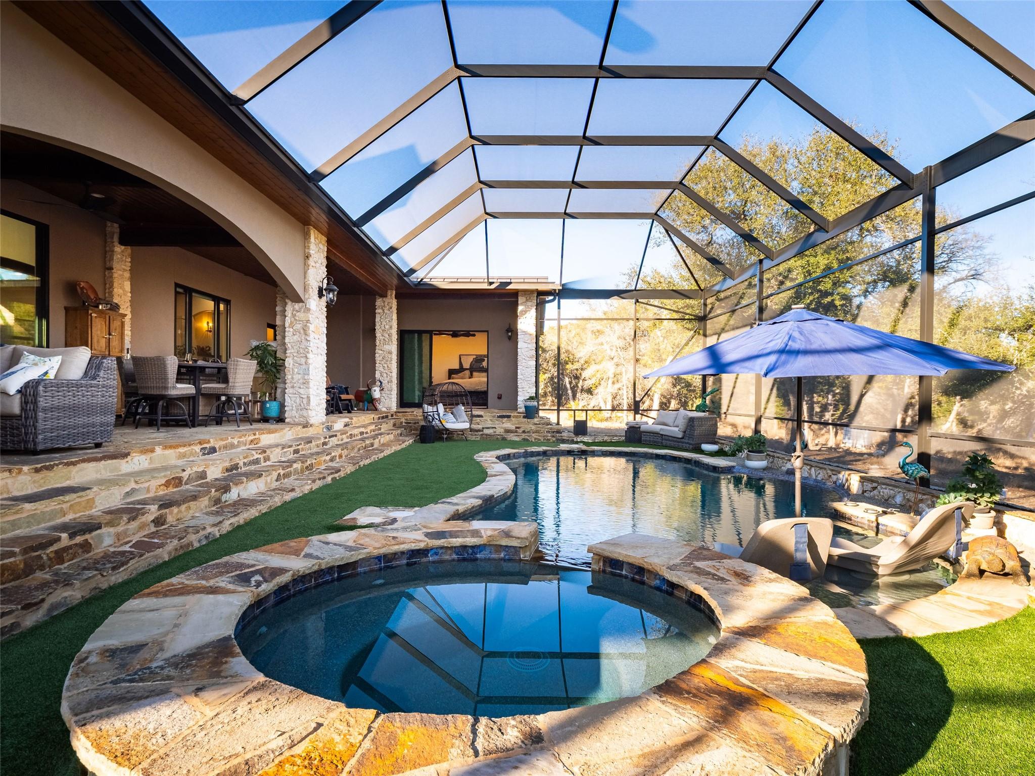 435 Gardenia DR