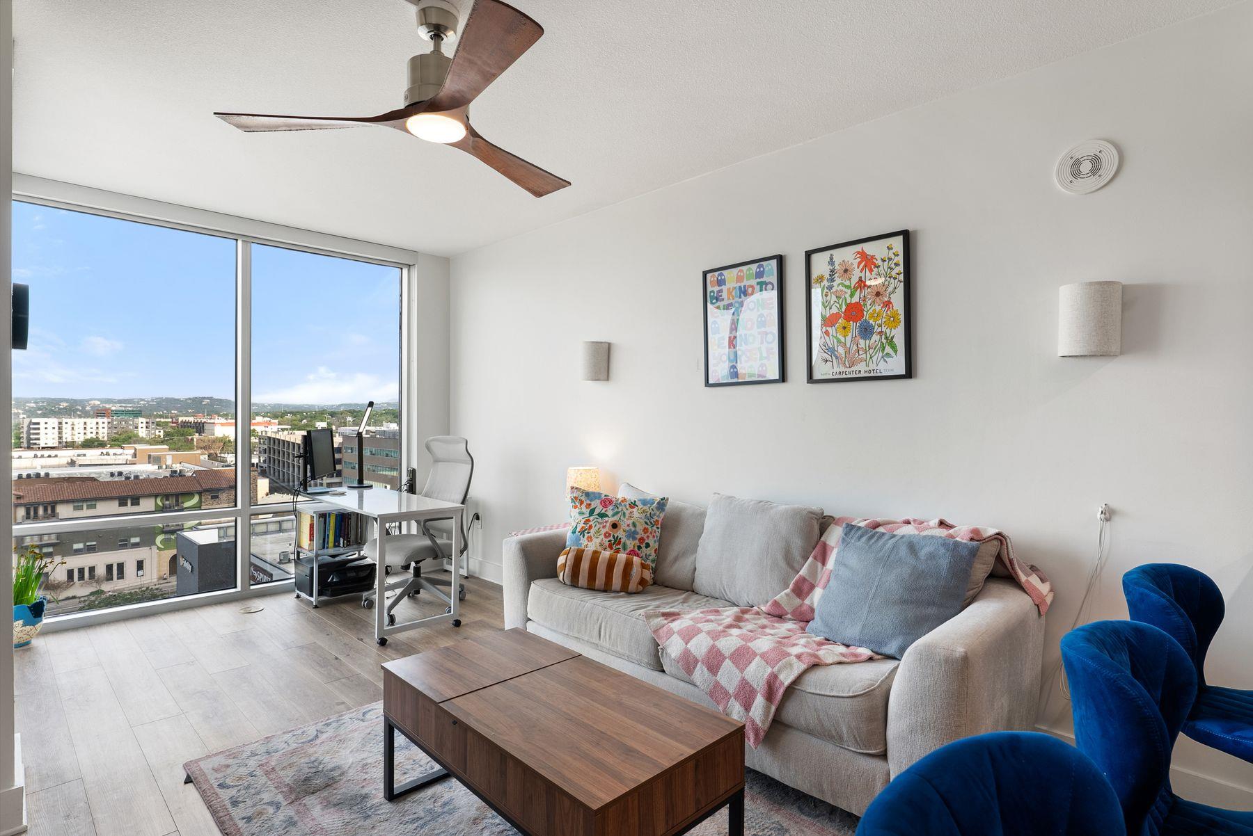 300 Bowie ST # 1006