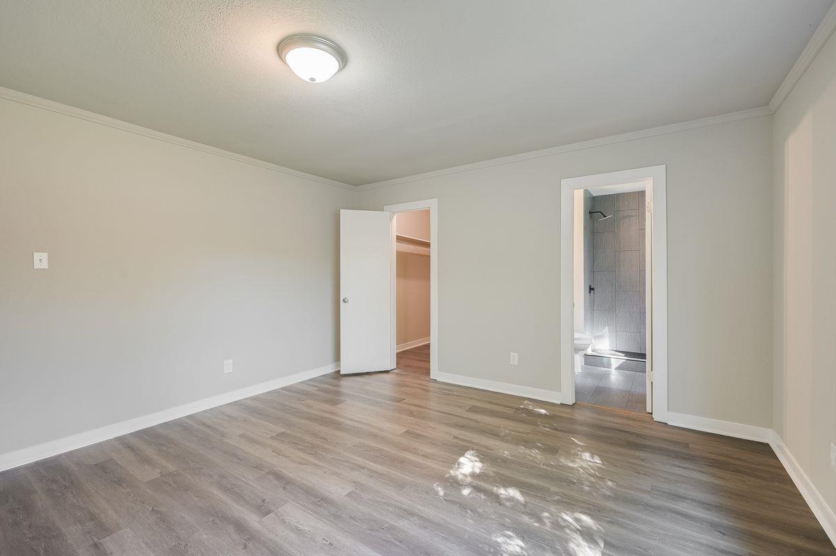 5007 Pepper LN