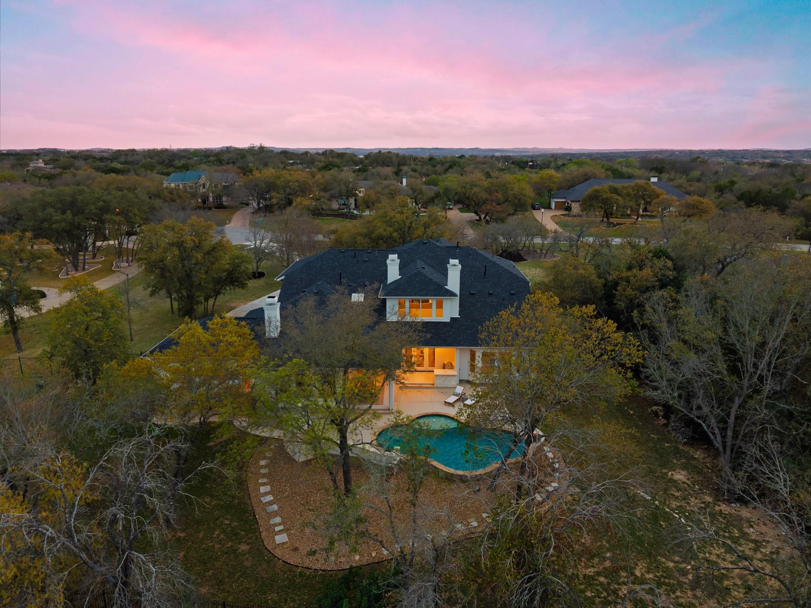 5309 Laguna Cliff LN