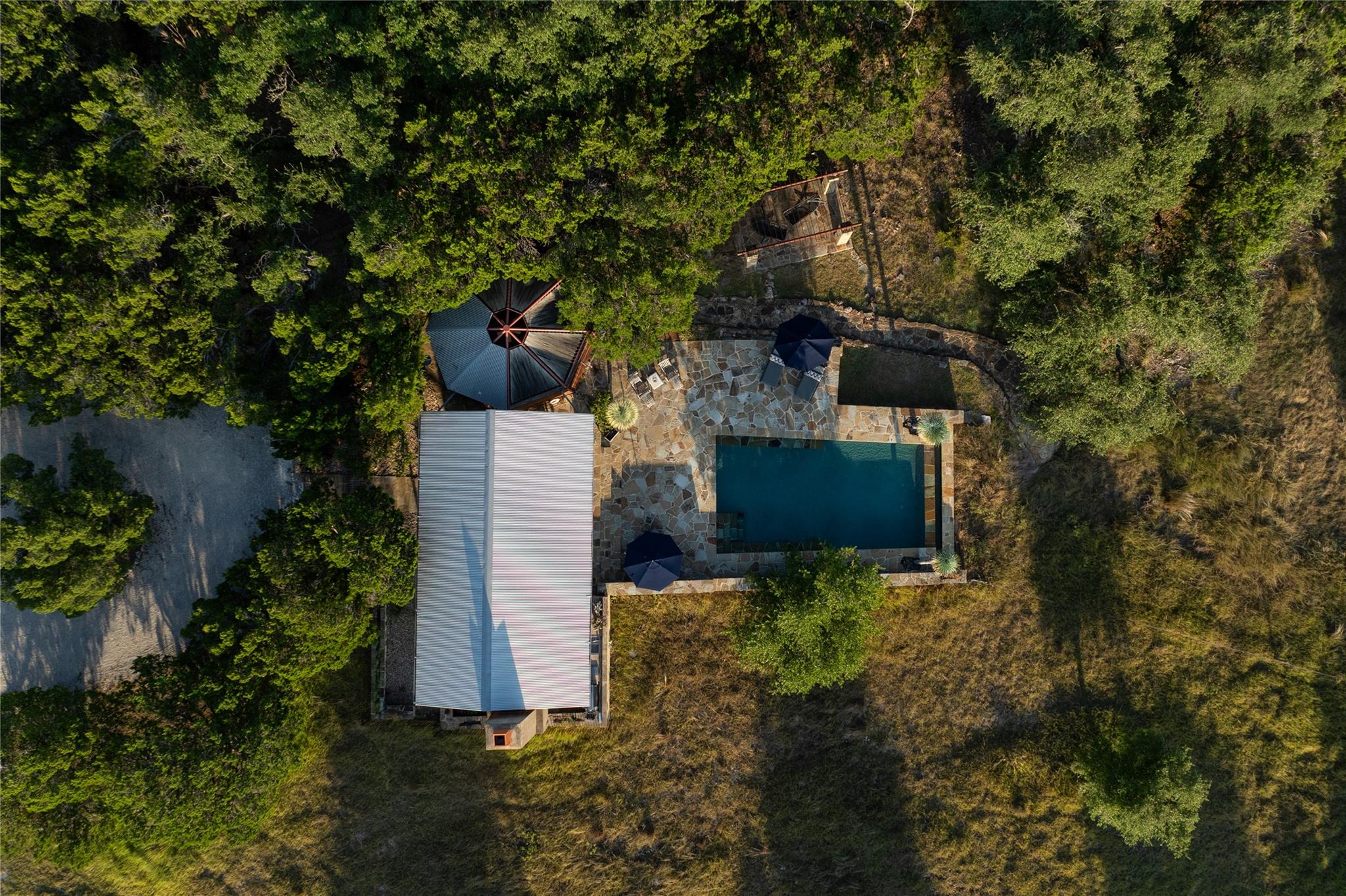 5818 Ranch Road 165