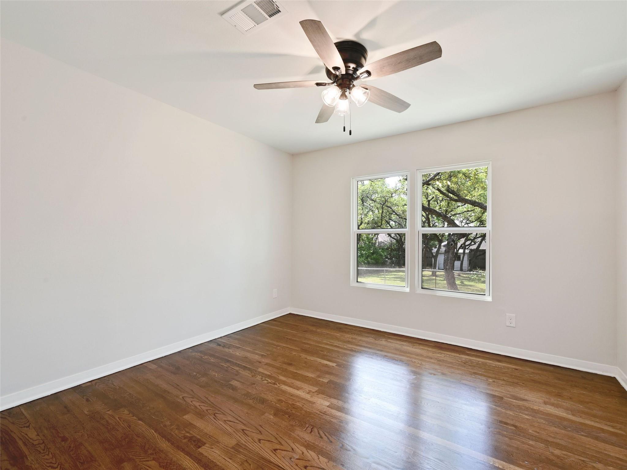 7611 Oak Hedge PL