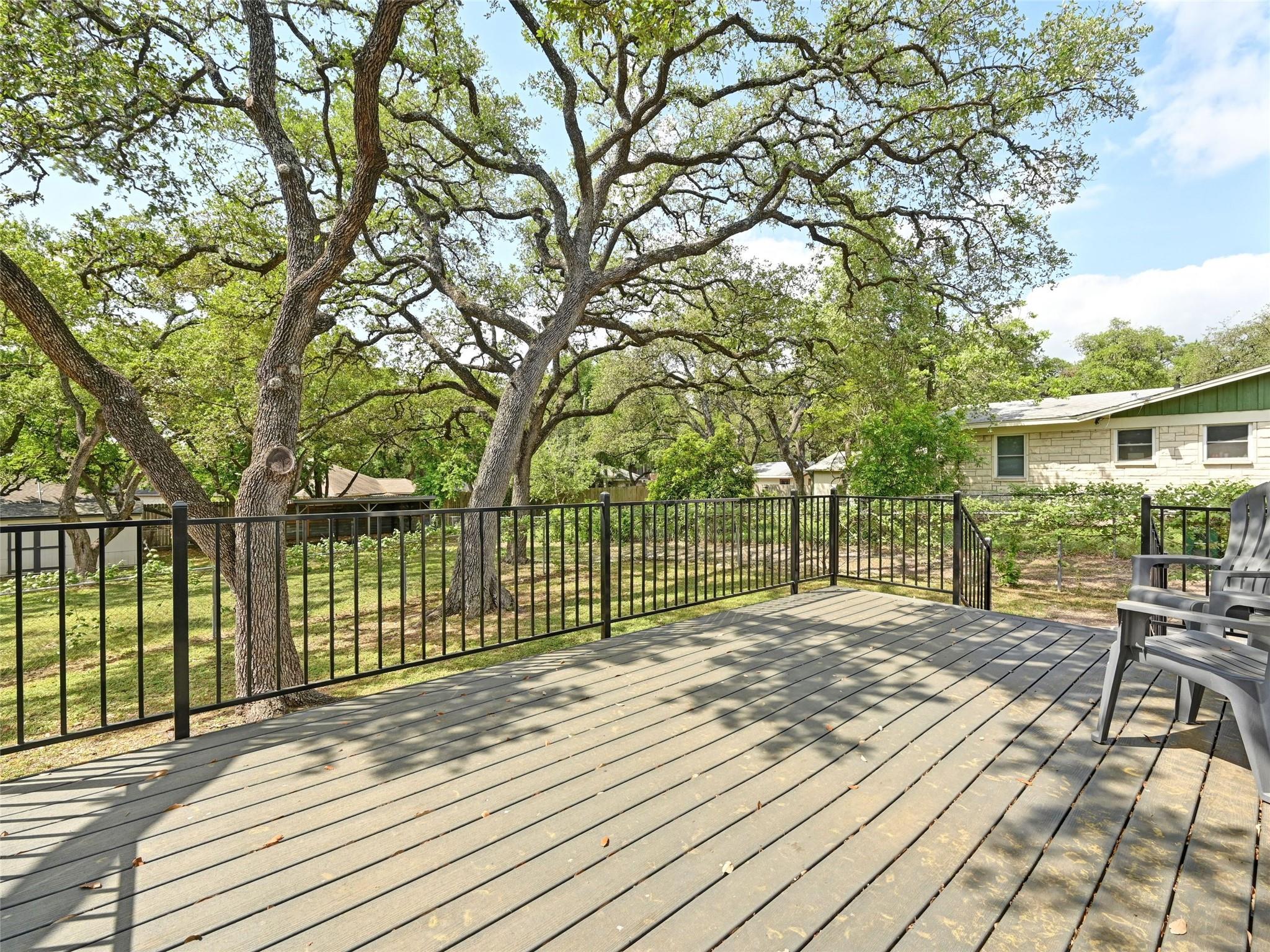 7611 Oak Hedge PL