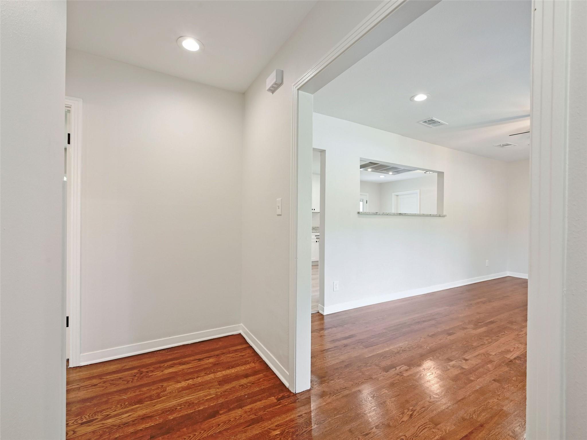 7611 Oak Hedge PL
