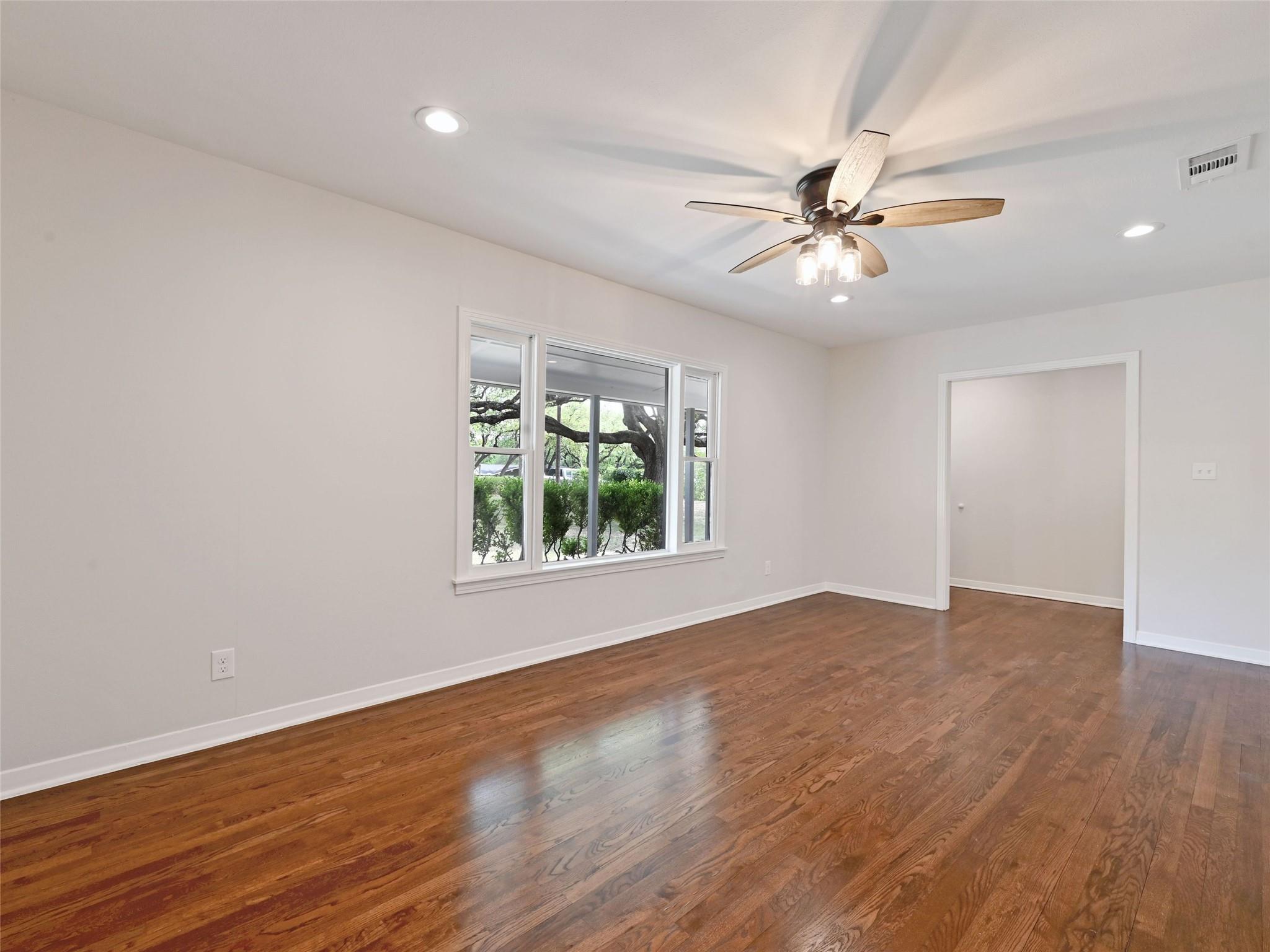 7611 Oak Hedge PL