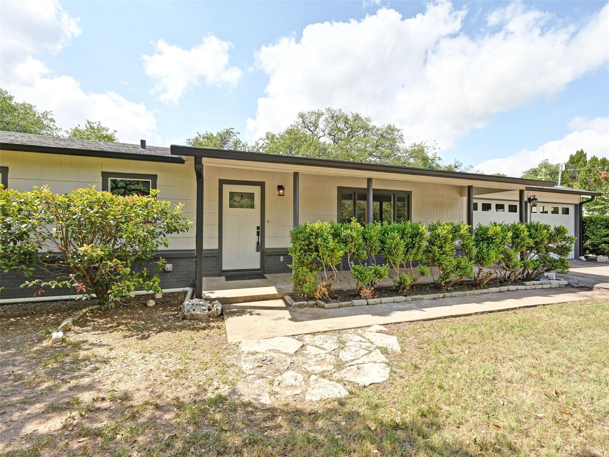 7611 Oak Hedge PL