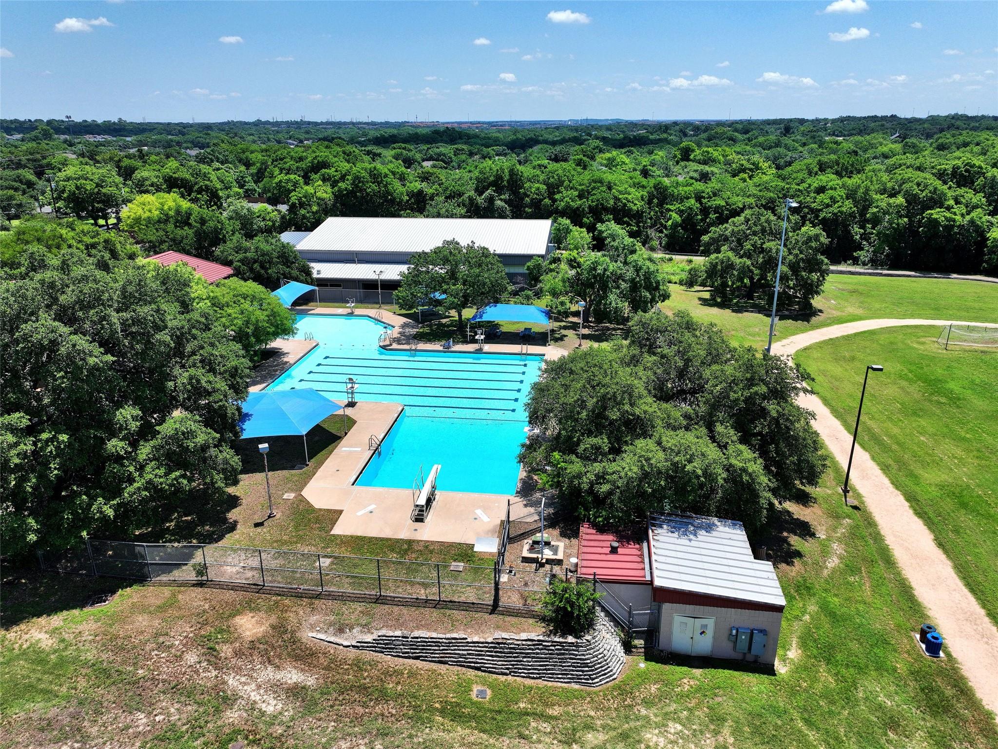 7611 Oak Hedge PL