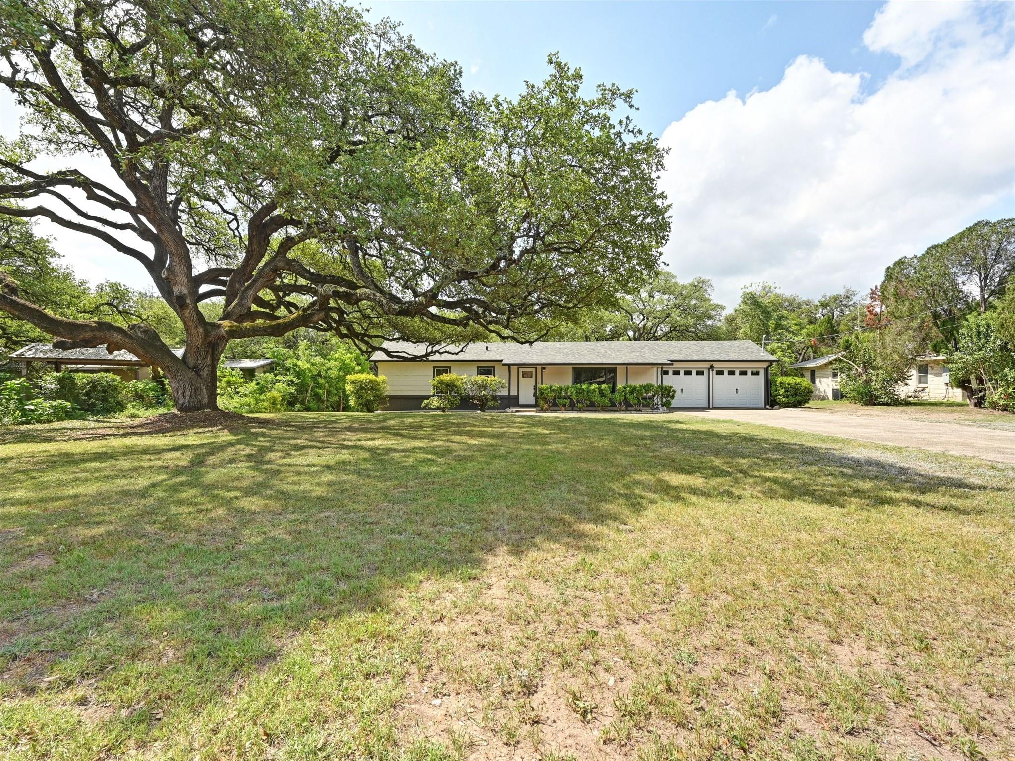 7611 Oak Hedge PL