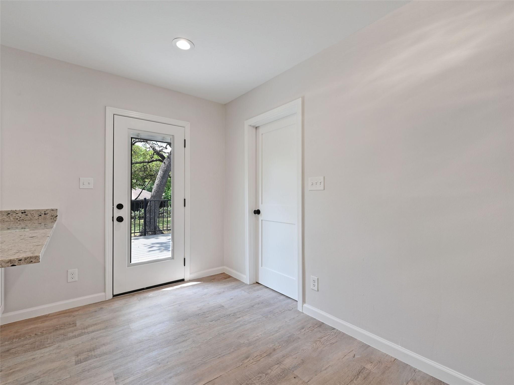 7611 Oak Hedge PL